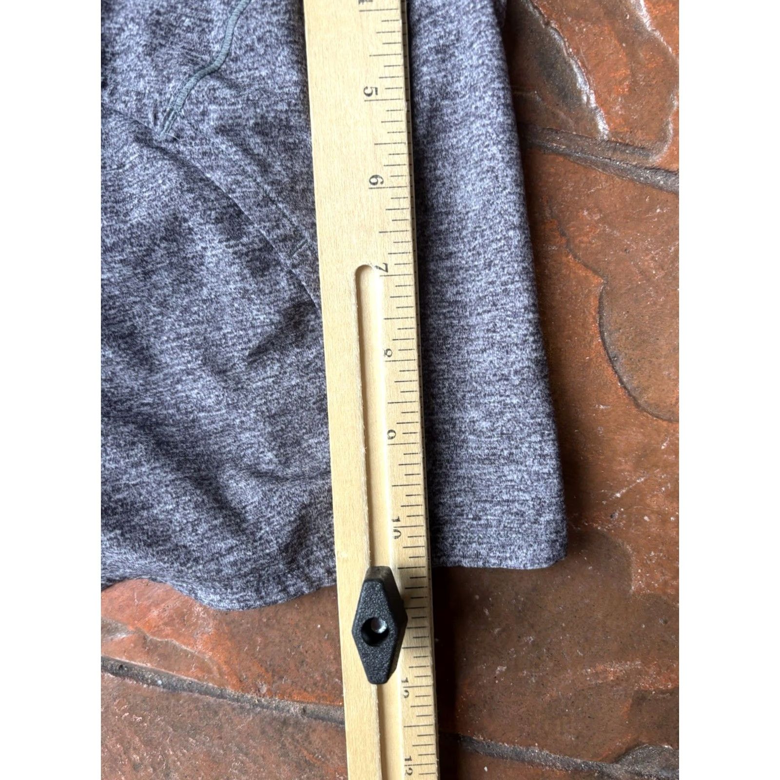 Lululemon Lululemon Speed Up Shorts Women’s 6 Gray Athletic Shorts, Drawstring, Lined, Pockets, Activewear, Regular Size 6, Gray, 6 Size 28" / US 6 / IT 42 - 5 Thumbnail