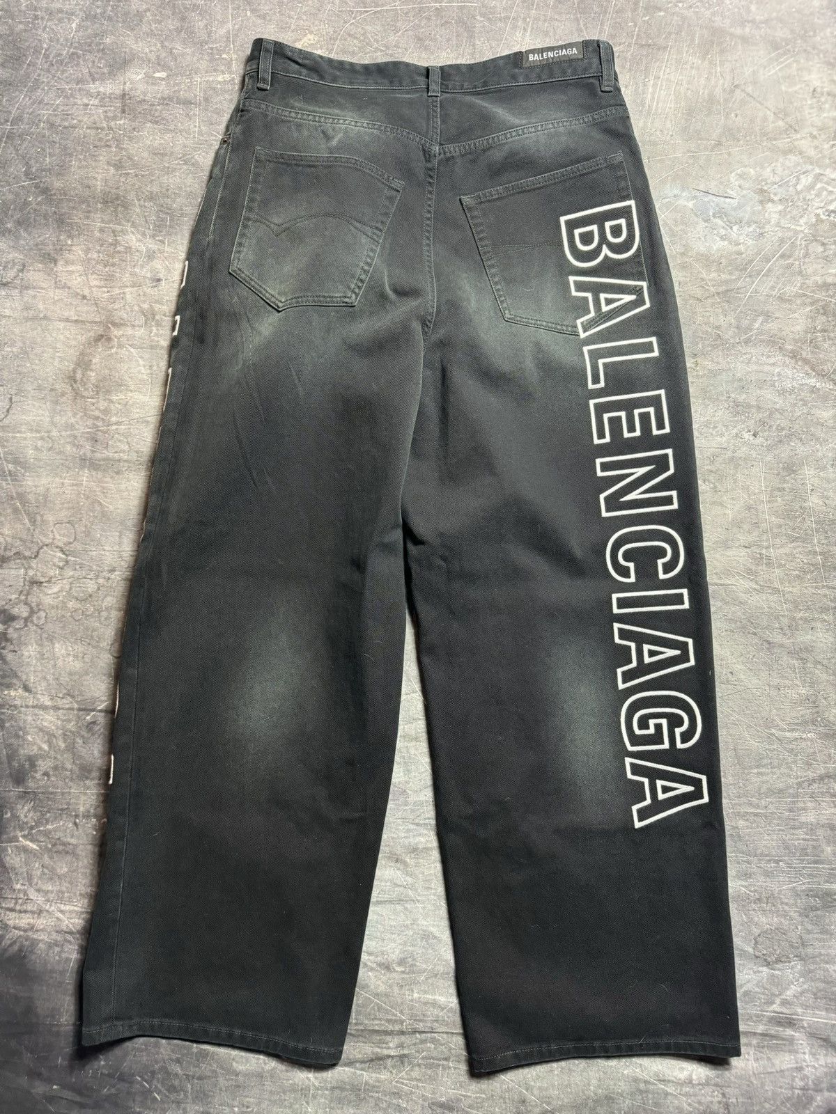 Balenciaga Balenciaga Outline Baggy Pants in Black Size US 30 / EU 46 - 2 Thumbnail