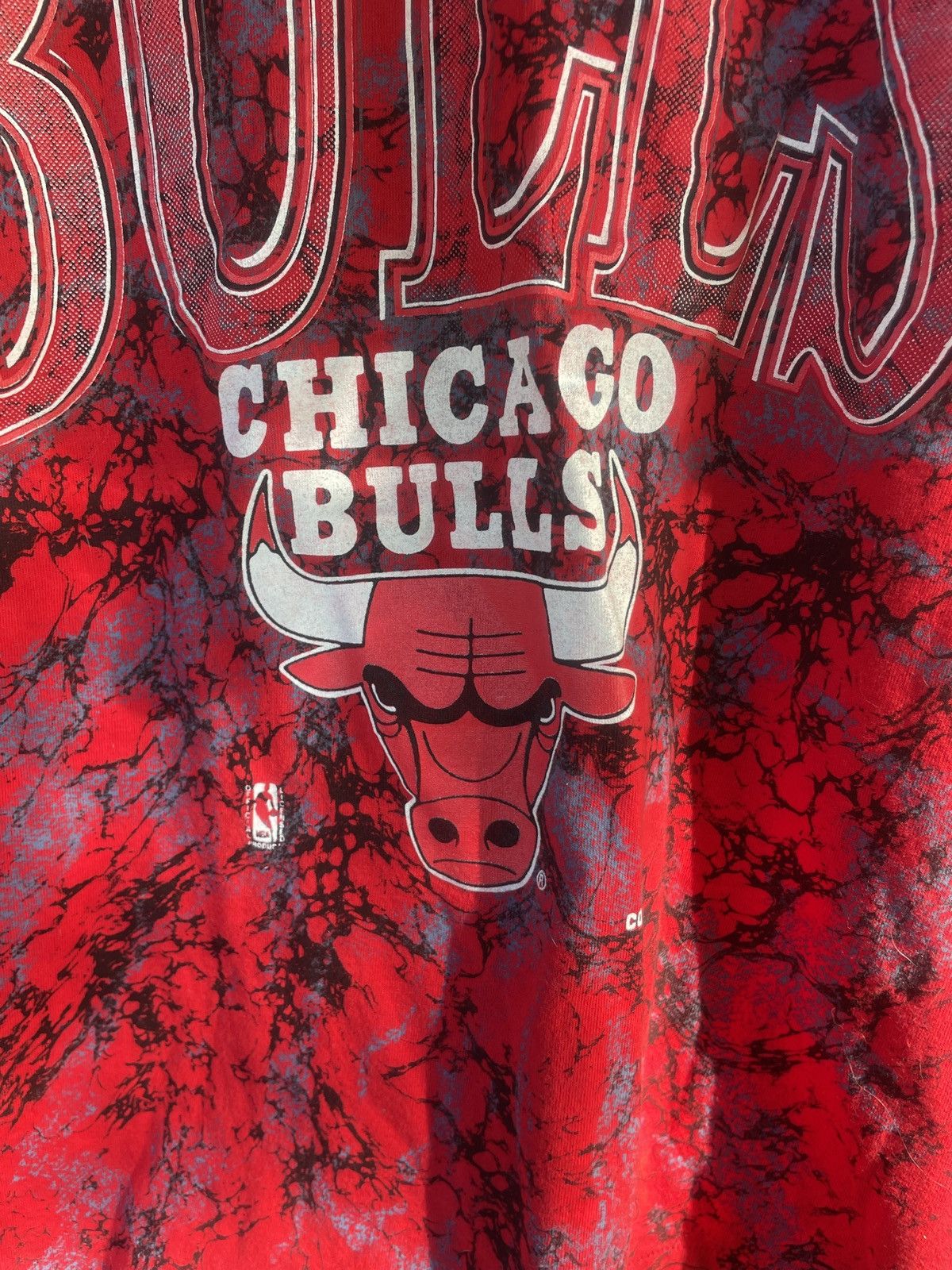 Tultex Chicago Bulls NBA vintage logo tshirt Size US M / EU 48-50 / 2 - 4 Thumbnail
