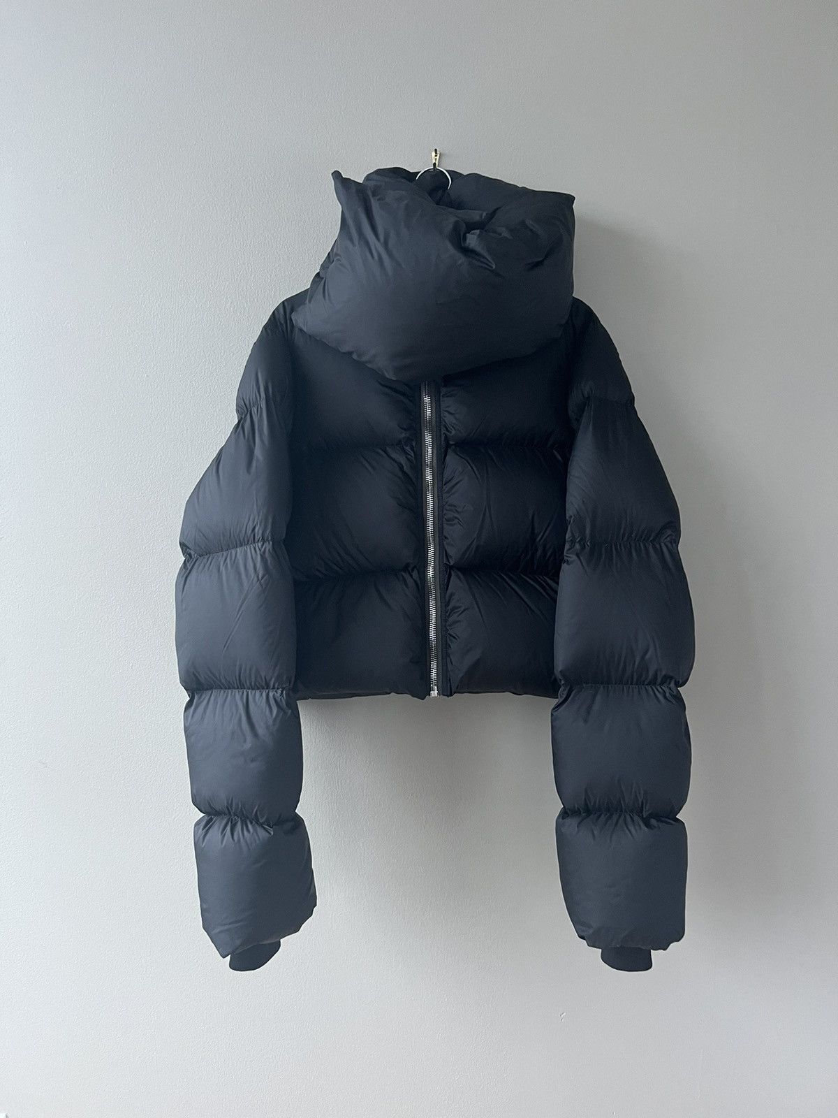 image of Rick Owens Fw21 Gethsemane Funnel-Neck Cropped Puffer Jacket in Black, Men's (Size Small)