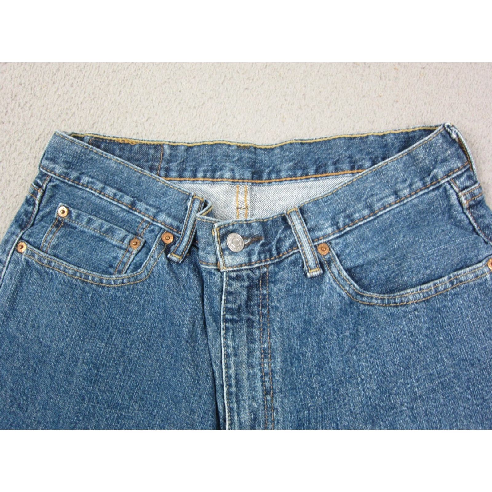 Levi's VINTAGE Levi's 505 Shorts Mens 33 Blue Denim 90s Jeans Jorts Casual Workwear Size US 33 - 3 Thumbnail