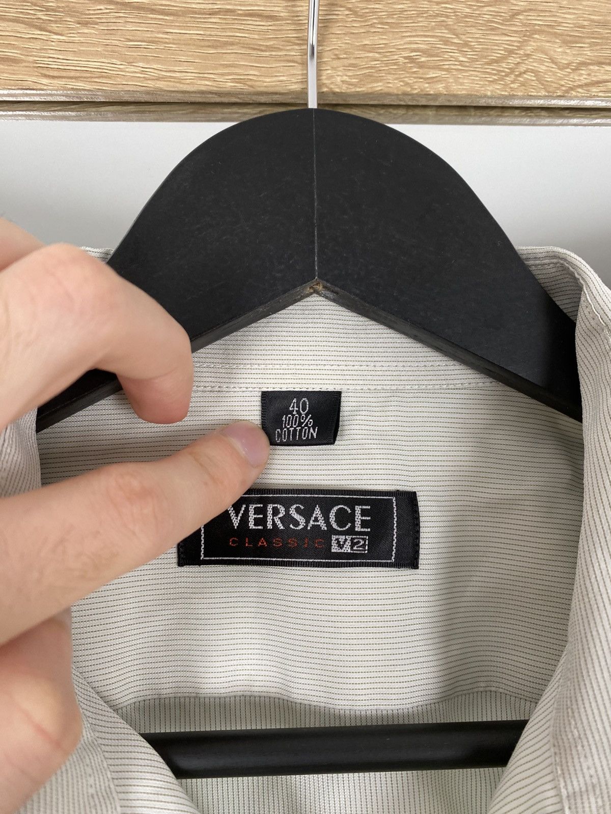 Designer × Versace × Vintage Beige Versace Classic V2 shirt Size US M / EU 48-50 / 2 - 5 Thumbnail