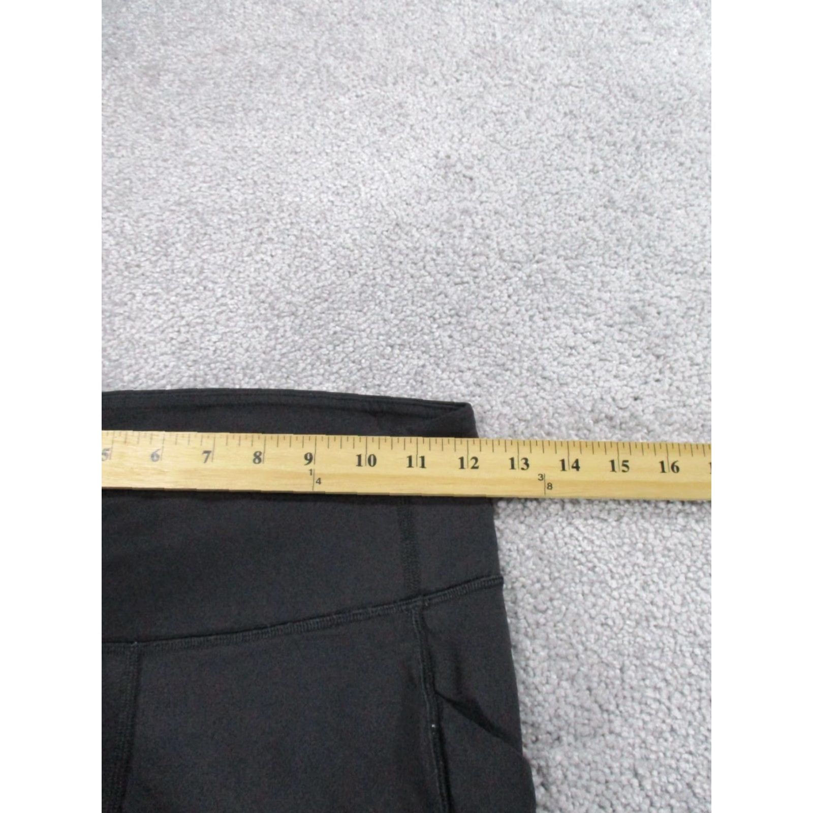 Lululemon VINTAGE Lululemon Leggings Womens Cropped Athletic Fit Size 4 Black Running Jogging Activewear Size 27" / US 4 / IT 40 - 6 Thumbnail