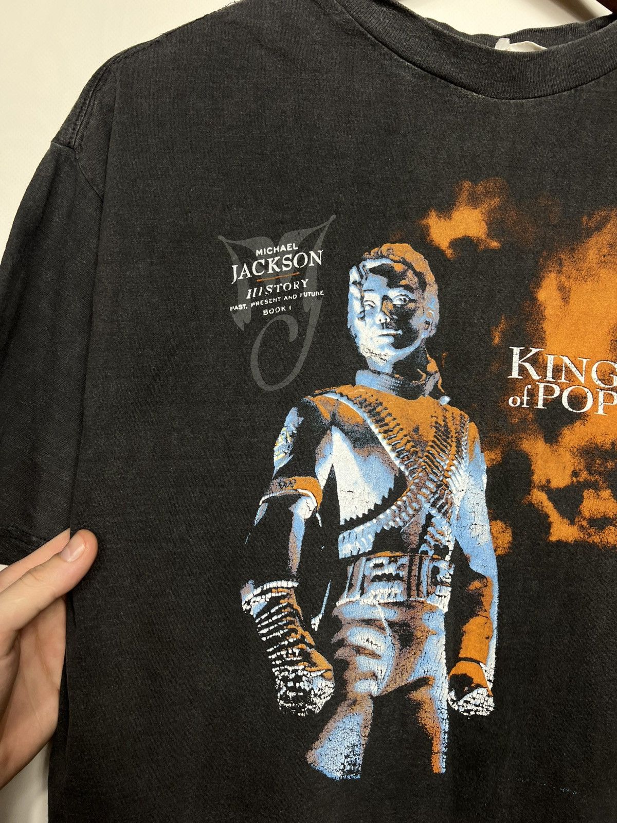Band Tees Vintage 1994 Michael Jackson King of Pop Present Book 1 Tee Size US M / EU 48-50 / 2 - 3 Thumbnail