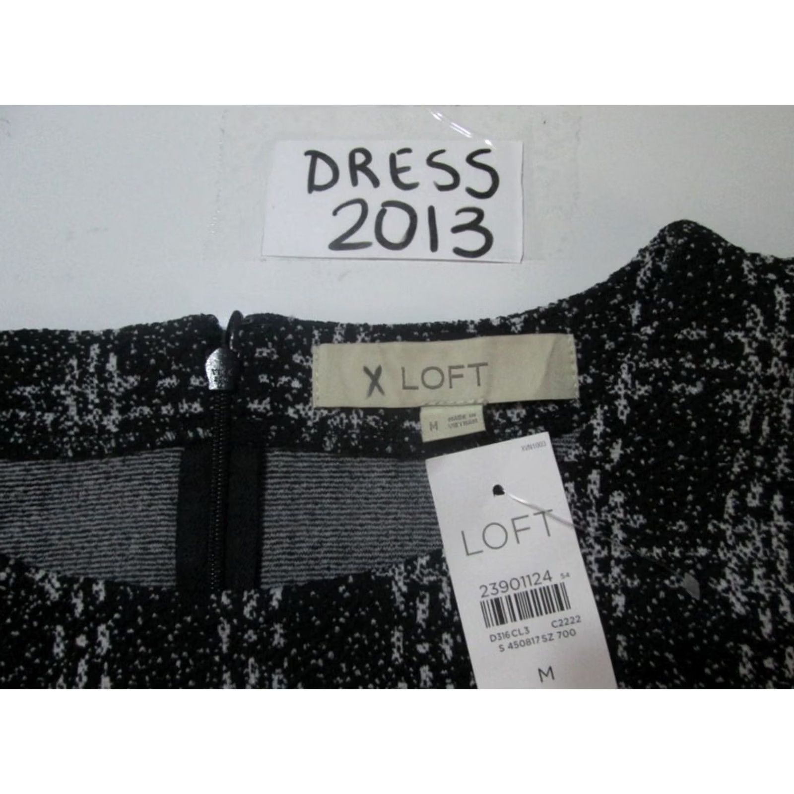 Loft Loft NWT Womens Shift Dress Black Short Sleeve Crew Neck Zip Back M Size 32" / US 10 / IT 46 - 8 Thumbnail