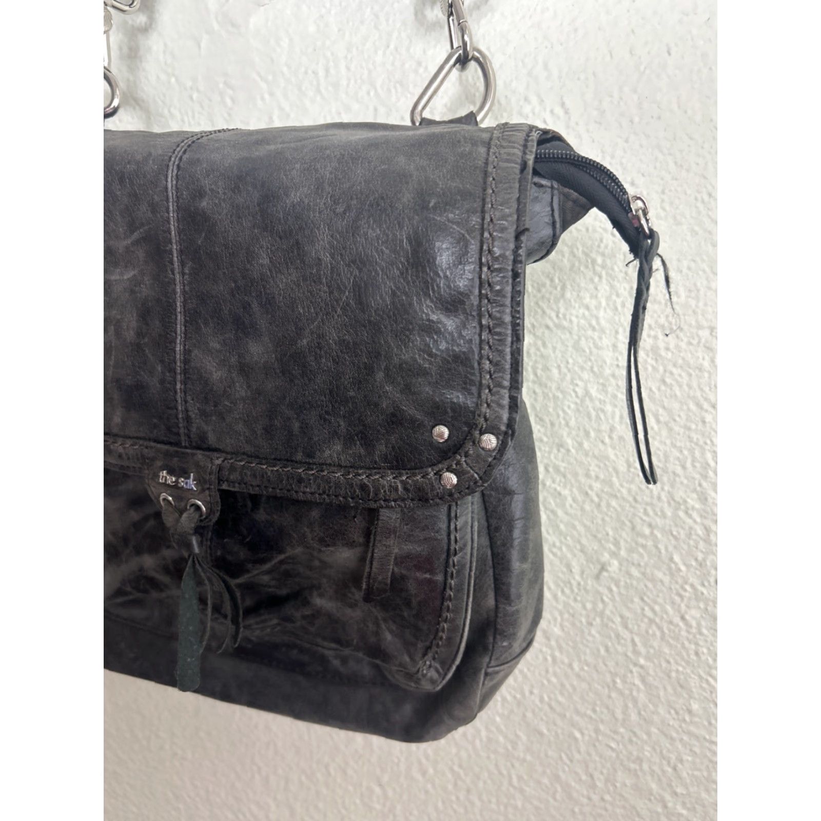 The Sak The Sak Ventura Leather Convertible Backpack / Shoulder Bag Womens Gray Leather 11x12.5x3 Snap Distressed Convertible Bag Features Size ONE SIZE - 4 Thumbnail