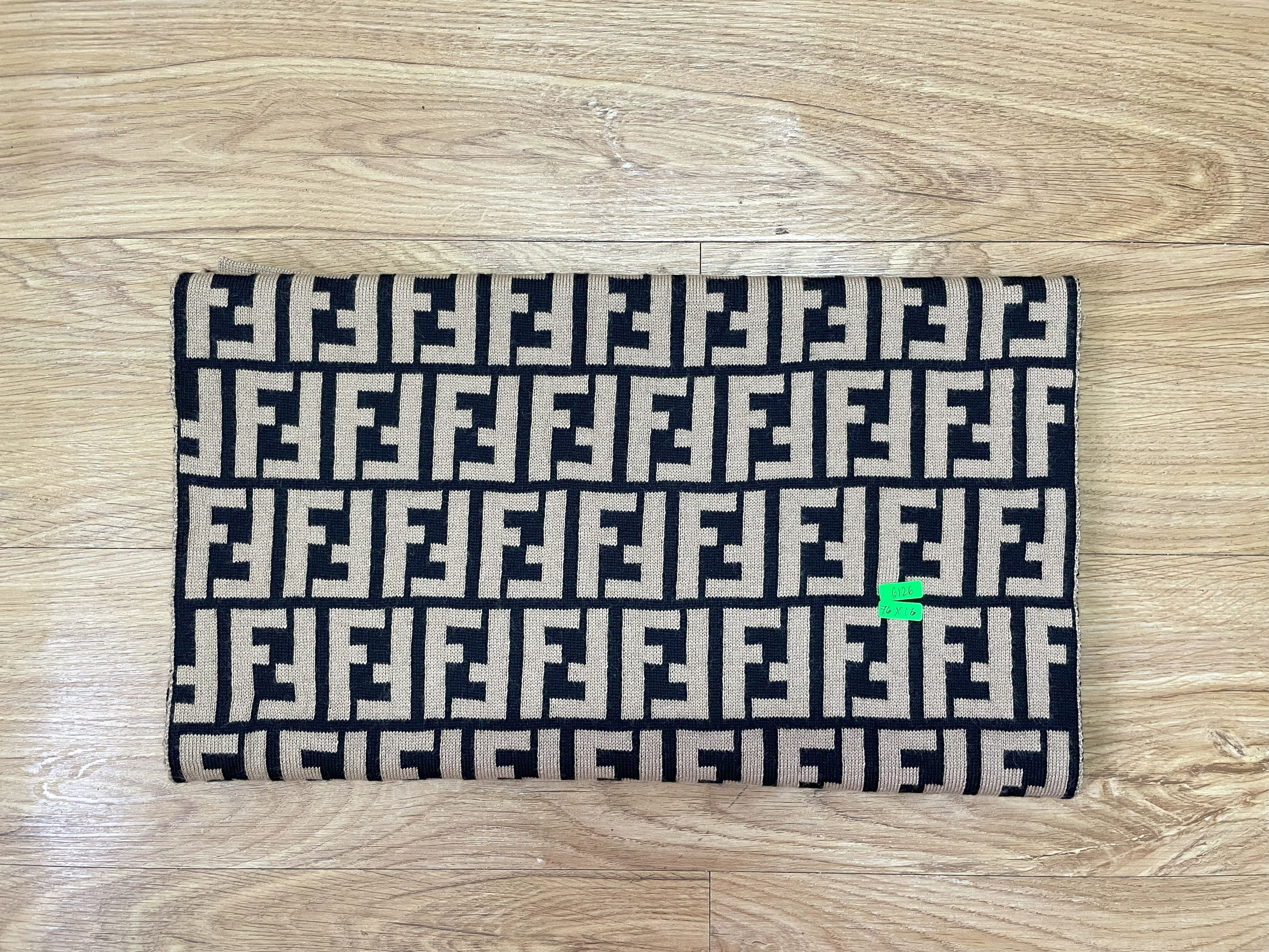 Fendi Fendi Scarf / Muffler - 6126 Size ONE SIZE - 15 Thumbnail