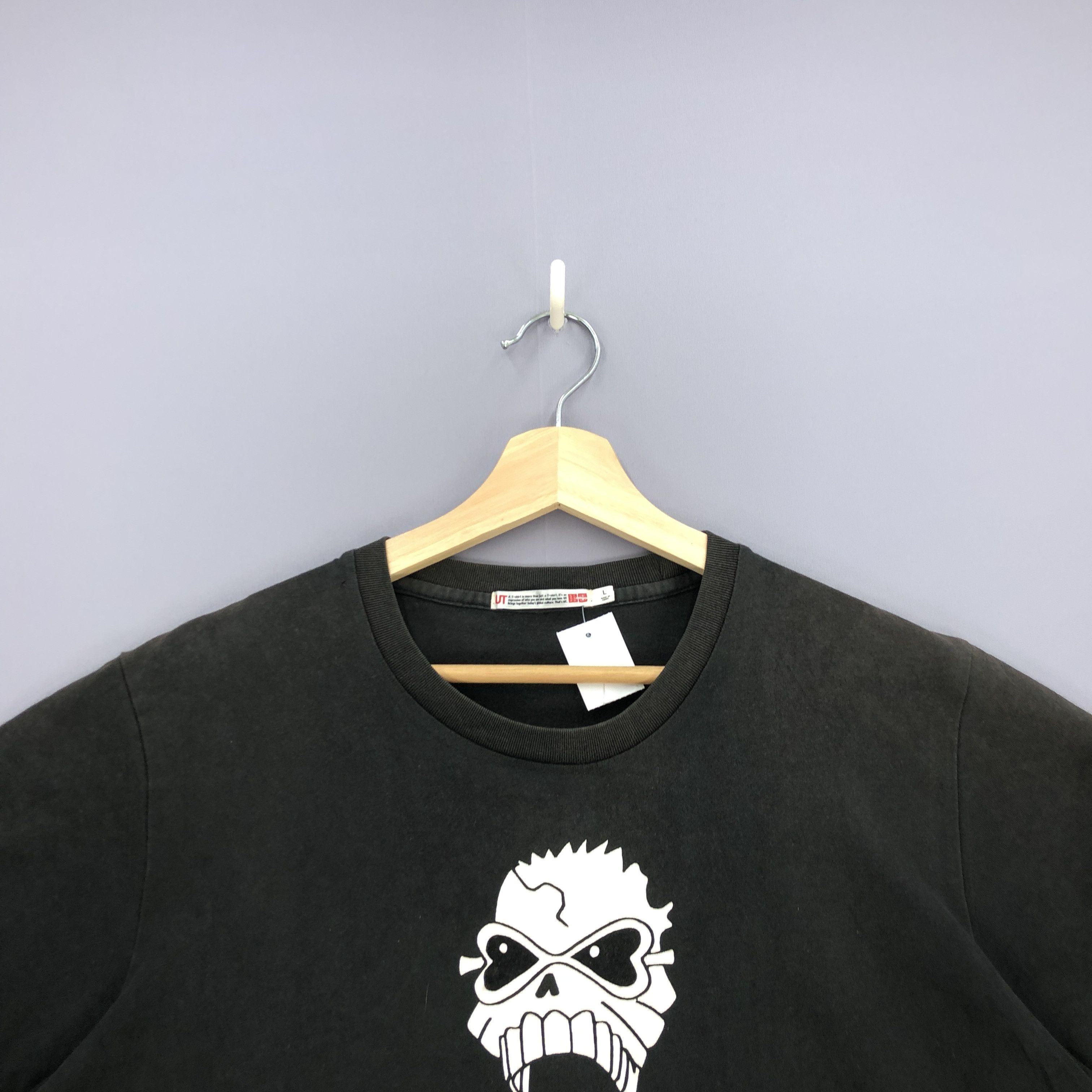 Anime Vintage One Piece T Shirt Japanese Anime Cartoon Tee Size US M / EU 48-50 / 2 - 3 Thumbnail