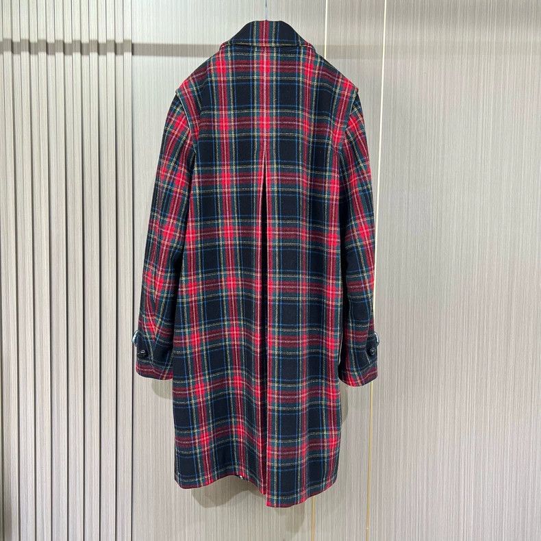 Gucci Gucci Heavy industry wool plaid embroidered floral coat 250 Size XL / US 12-14 / IT 48-50 - 2 Thumbnail