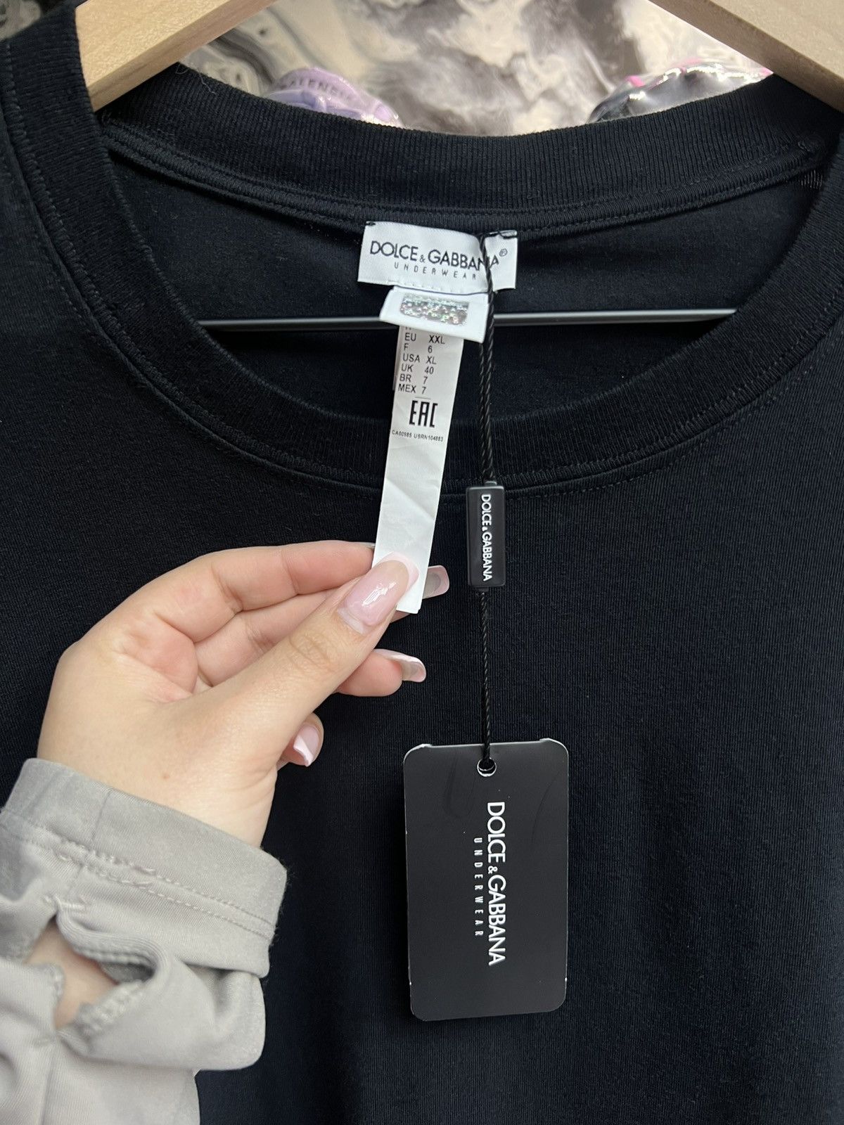 Dolce & Gabbana Dolce & Gabbana Black Tee Size US XL / EU 56 / 4 - 7 Thumbnail