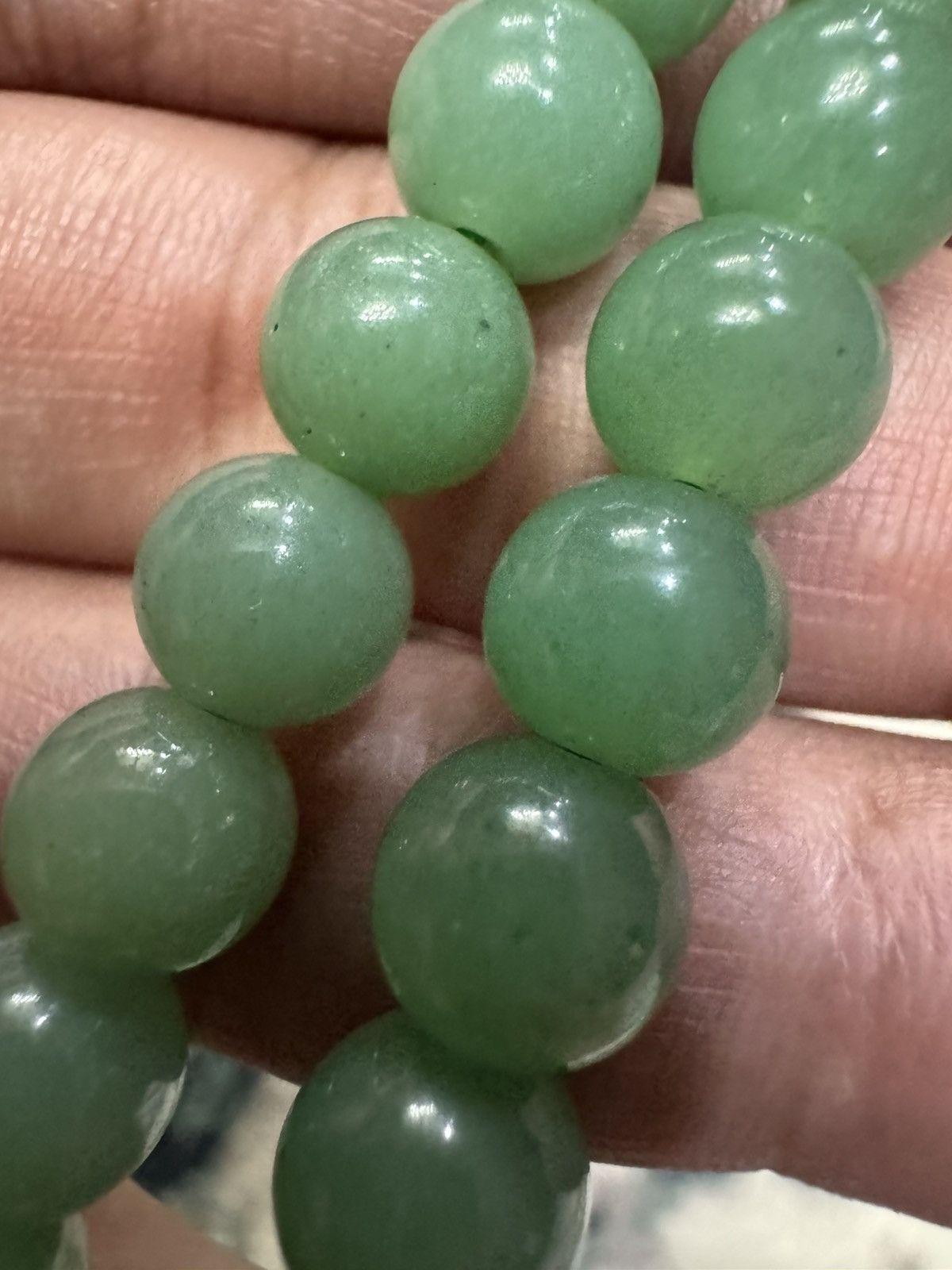 Vintage GREEN JADEITE BEADS NECKLACE Size ONE SIZE - 2 Thumbnail