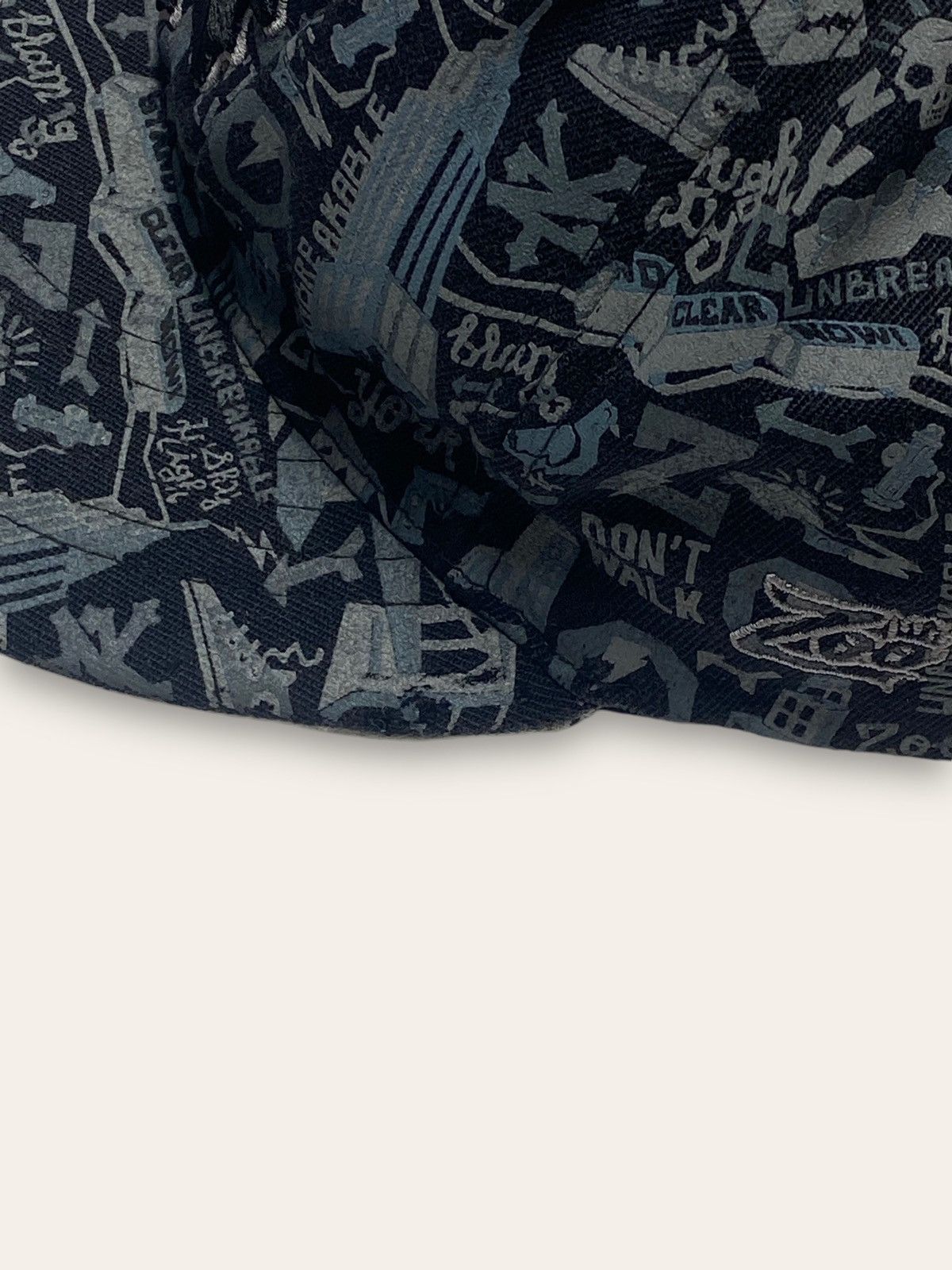 Vintage Vintage ZOO YORK Cap Skater Grey Monogram Pattern Y2K Size ONE SIZE - 9 Thumbnail