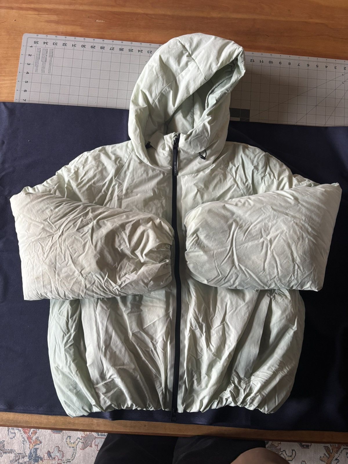Loewe × On Loewe x On Puffer Jacket Size L / US 10 / IT 46 - 8 Thumbnail