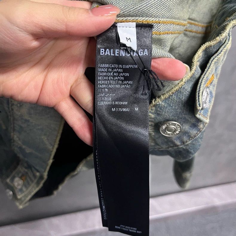 Balenciaga Balenciaga Logo print vintage lapel single-breasted denim Size US M / EU 48-50 / 2 - 3 Thumbnail
