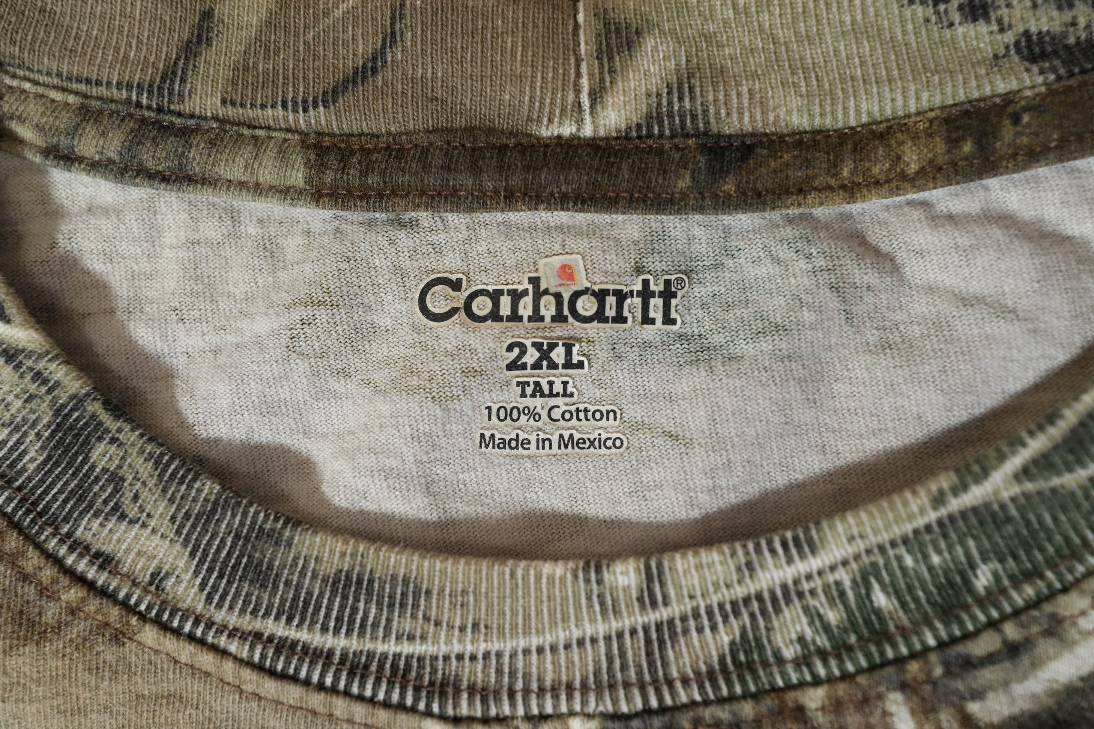 Carhartt Vintage Carhartt K287 CAP Realtree Camo Pocket T-Shirt (2XL) Size US XXL / EU 58 / 5 - 10 Thumbnail