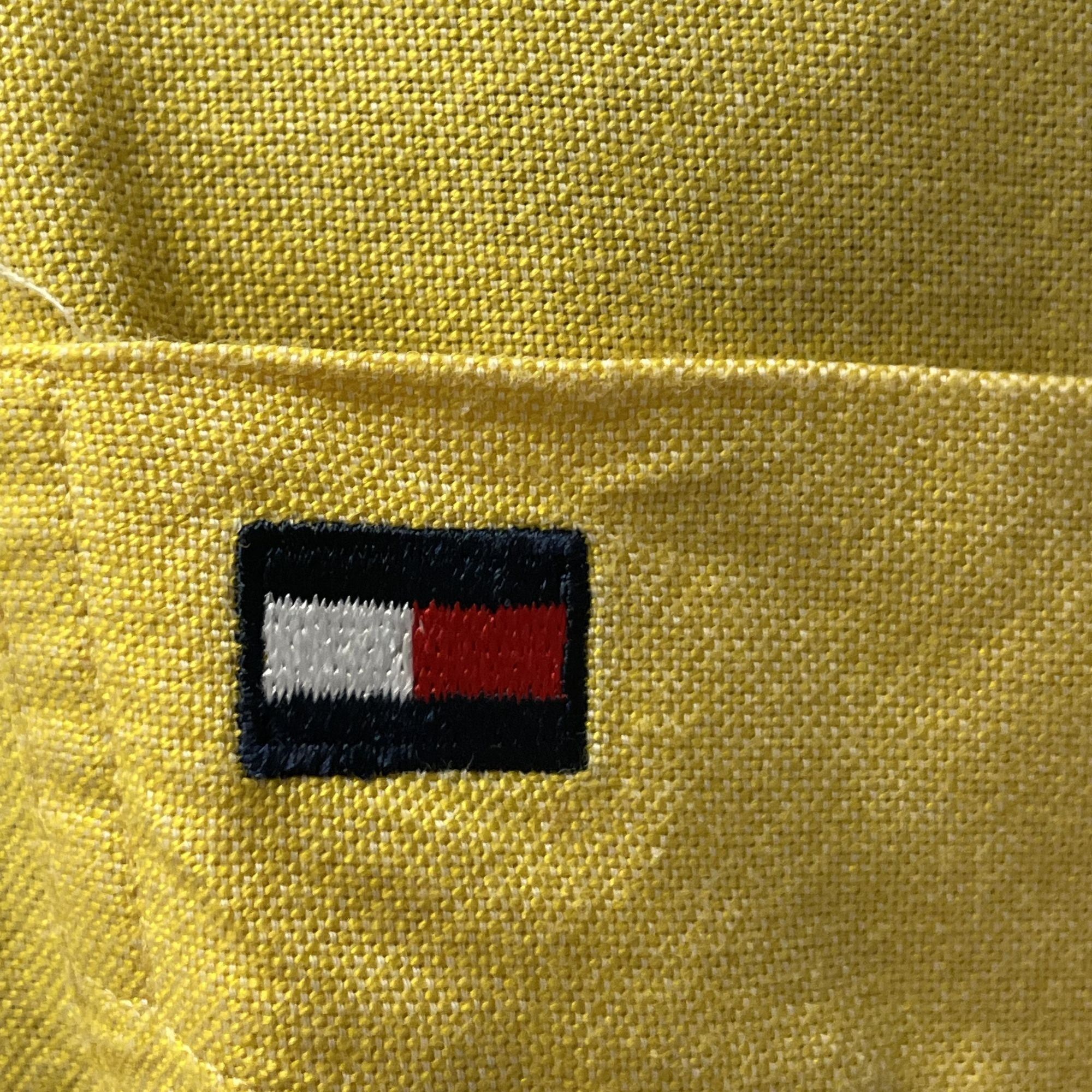 Tommy Hilfiger Vtg Tommy Hilfiger SOLID YELLOW Oxford Flag Streetwear Shirt Size US L / EU 52-54 / 3 - 5 Thumbnail