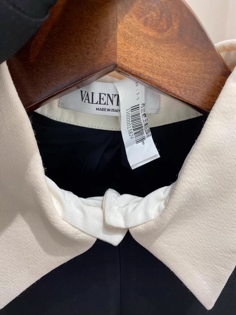 Versace Versace Dress black with white collar Size S / US 4 / IT 40 - 3 Thumbnail