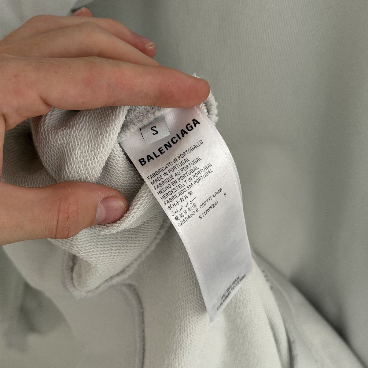 Balenciaga Balenciaga World Food Program Distressed Hoodie Size US S / EU 44-46 / 1 - 4 Thumbnail