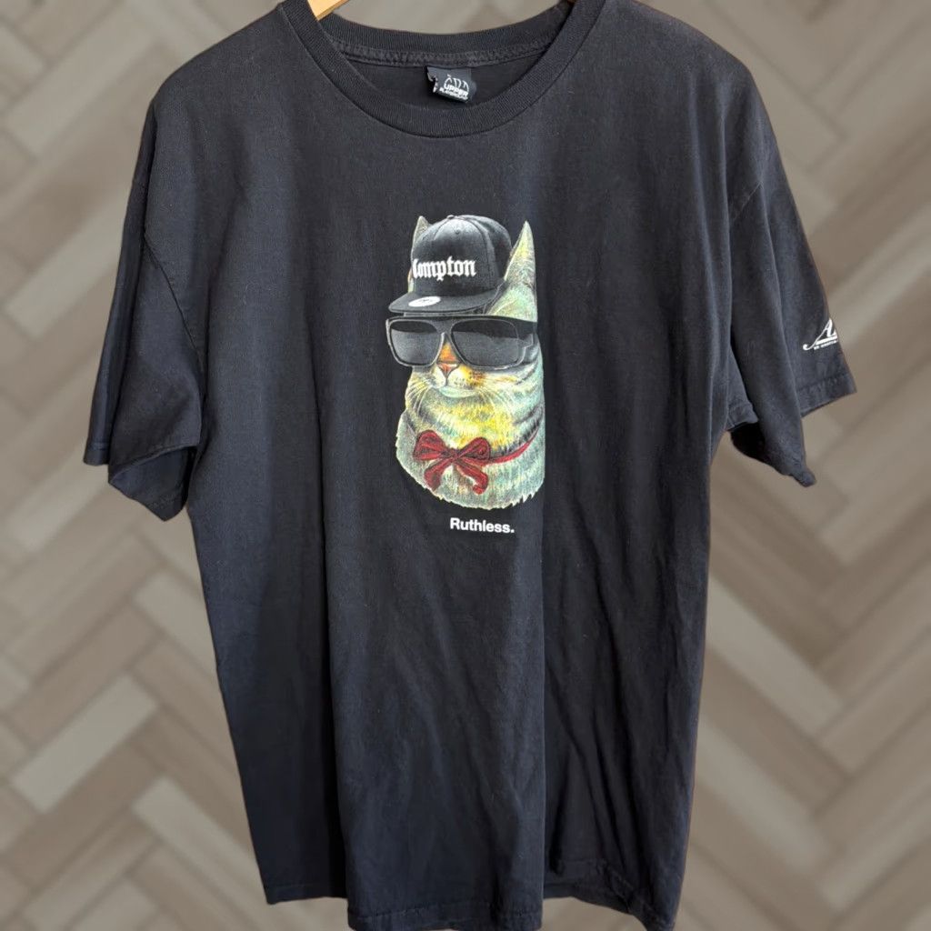 Upper Playground VINTAGE Upper Playground Cat Compton N.W.A Ruthless Kitten T Shirt Adult L Black Short Sleeve Graphic Tee Men Size US L / EU 52-54 / 3 - 1 Thumbnail