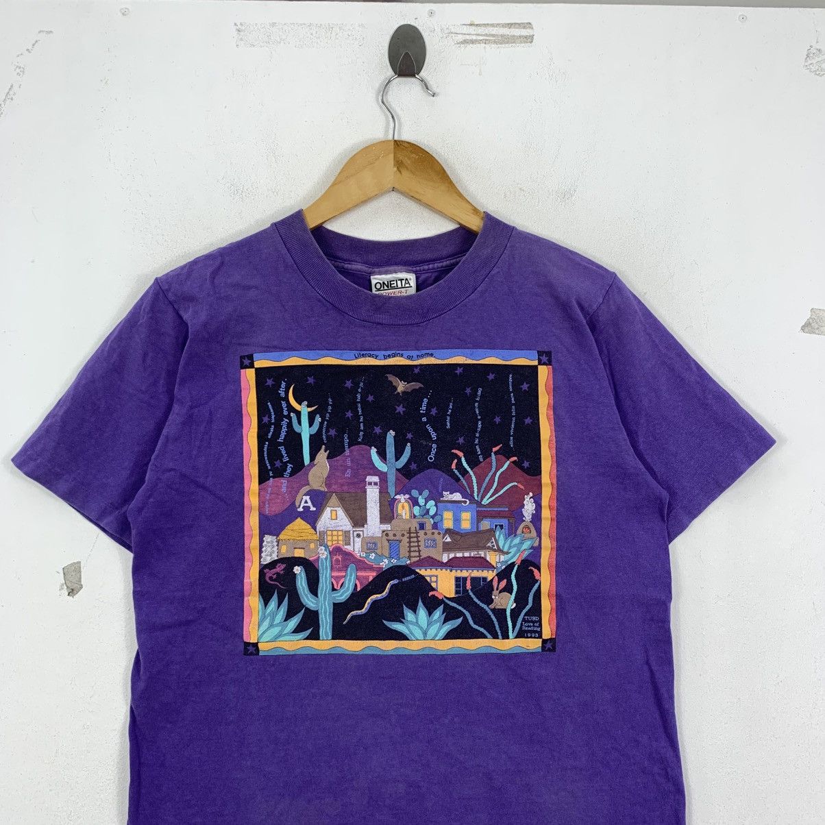 Vintage Vintage 90s TUSD LOVE Of READING 1993 Art Painting Tshirt Size US L / EU 52-54 / 3 - 3 Thumbnail