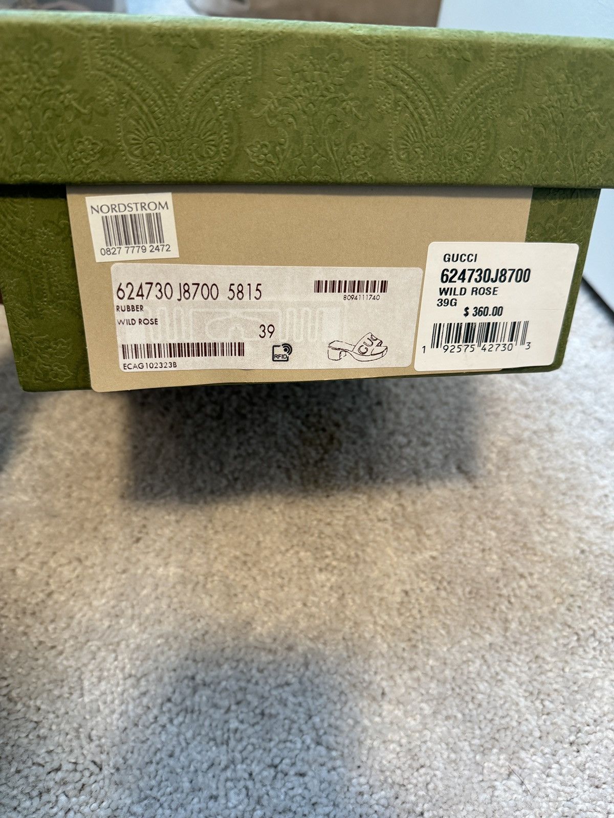 Gucci Rubber Gucci Logo Womens platform Size US 9 / IT 39 - 9 Thumbnail