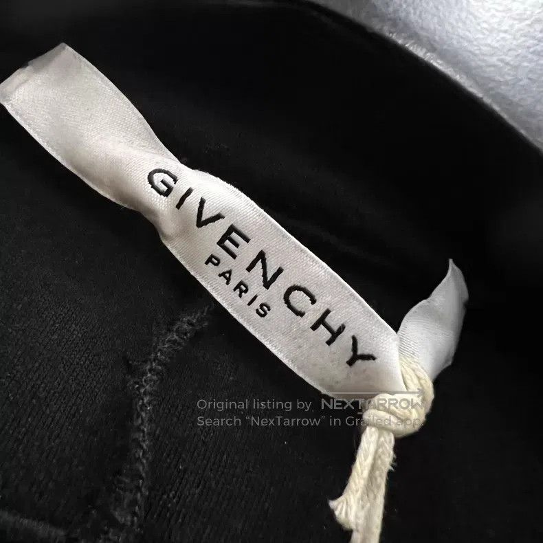 Givenchy Givenchy Striped Hem Knit Jacket - Size M Size US M / EU 48-50 / 2 - 3 Thumbnail