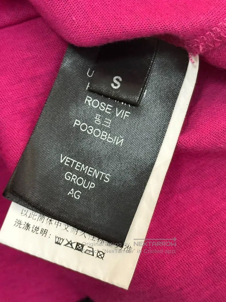 Vetements Vetements Gradient Pink Lettering Short Sleeve Size US S / EU 44-46 / 1 - 3 Thumbnail