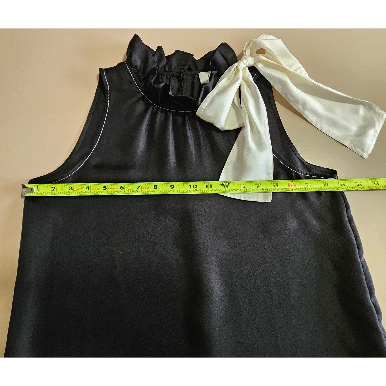 J.Crew J. CREW COLLECTION Sleeveless Blouse w/Cream Shoulder Bow XS Size XS / US 0-2 / IT 36-38 - 6 Thumbnail