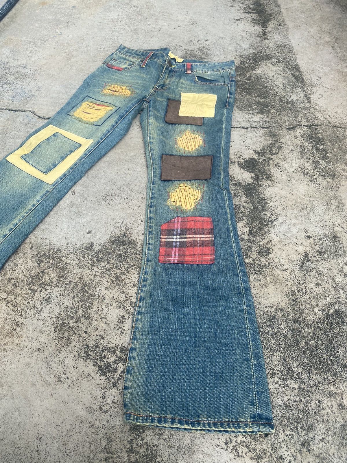 If Six Was Nine × Japanese Brand Flare Jeans Bonds & Peace Patchwork Fade Bootcut Size US 31 - 2 Thumbnail