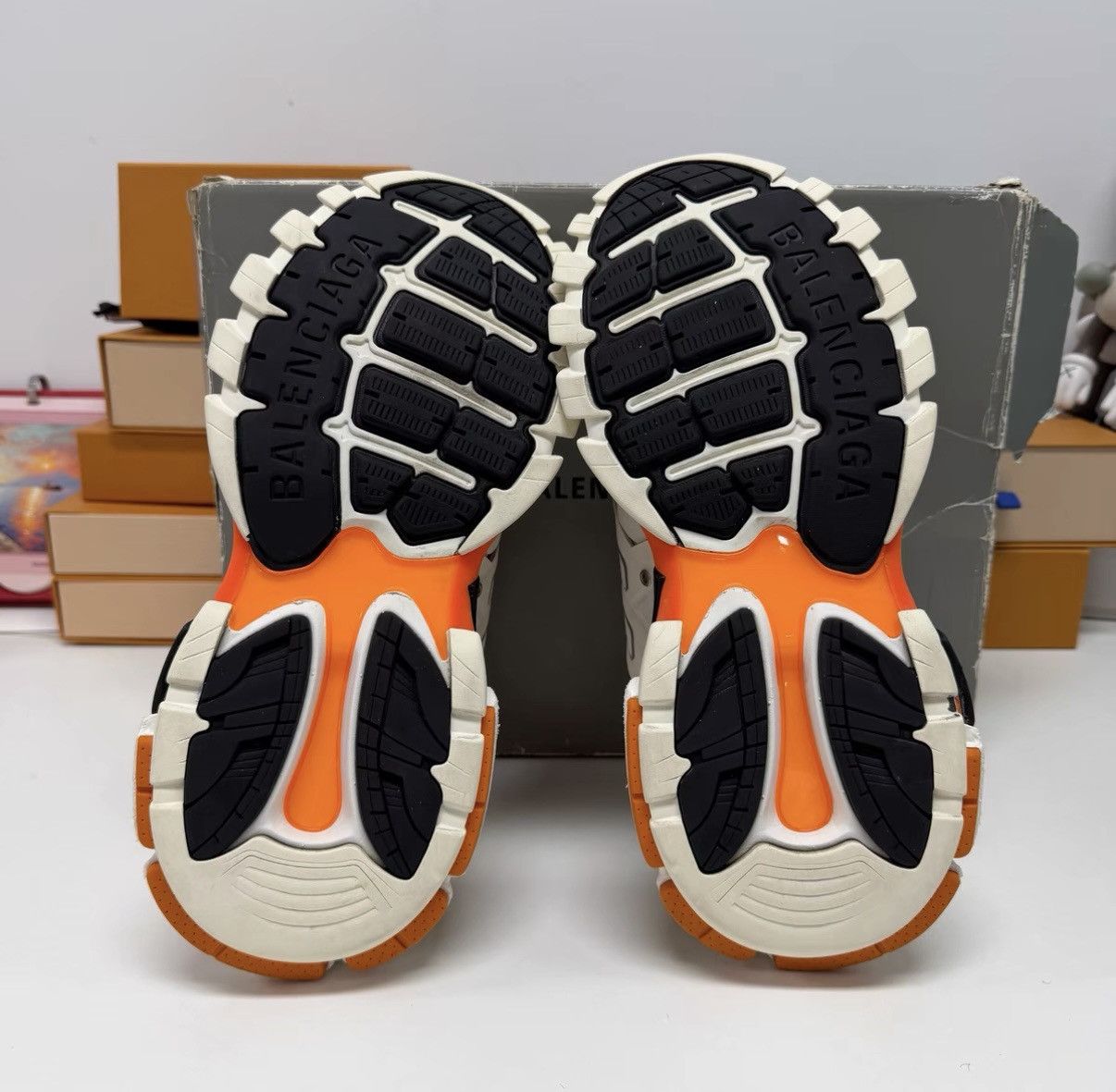 Balenciaga Balenciaga Track White/Orange shoes Size US 8.5 / EU 41-42 - 6 Thumbnail