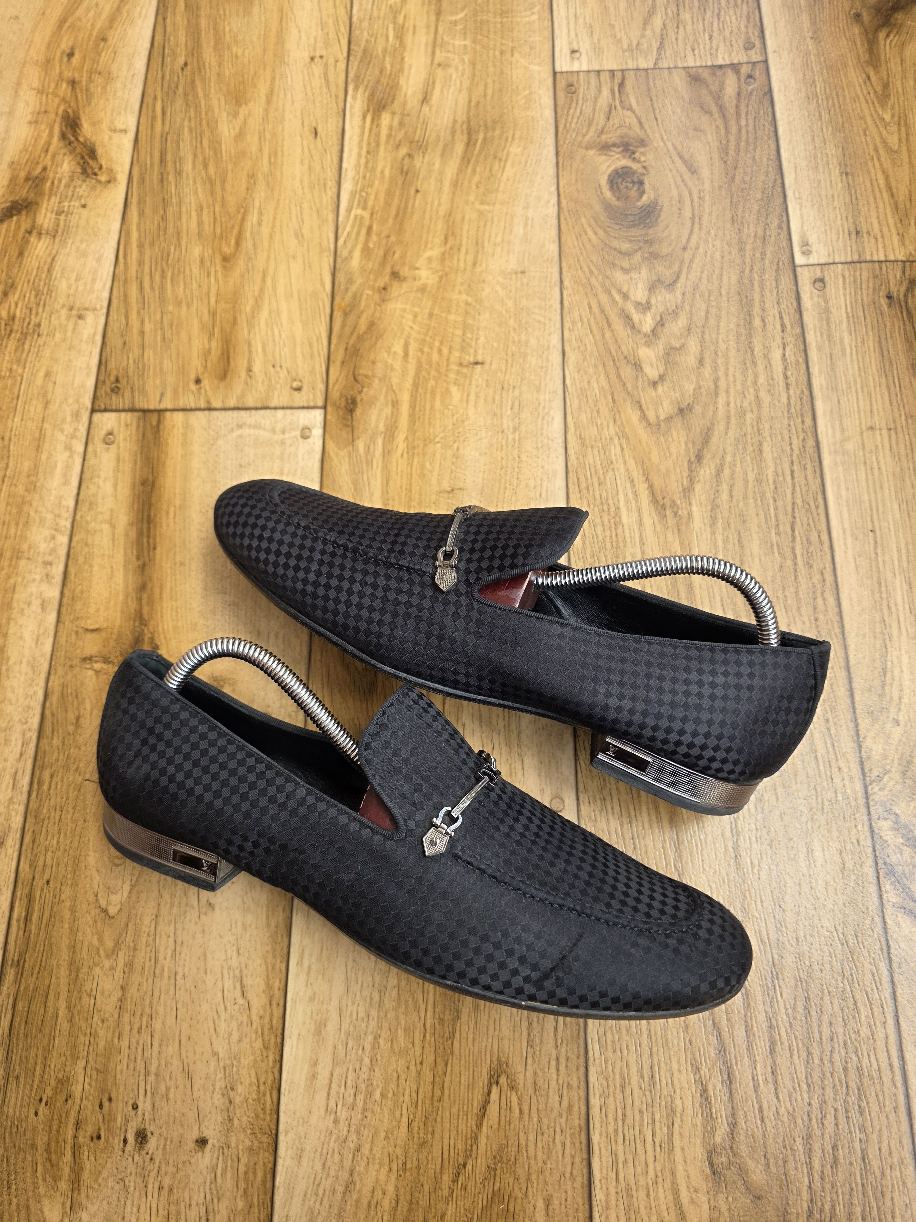Louis Vuitton LOUIS VUITTON DAMIER LOAFERS Size US 10 / EU 43 - 5 Thumbnail
