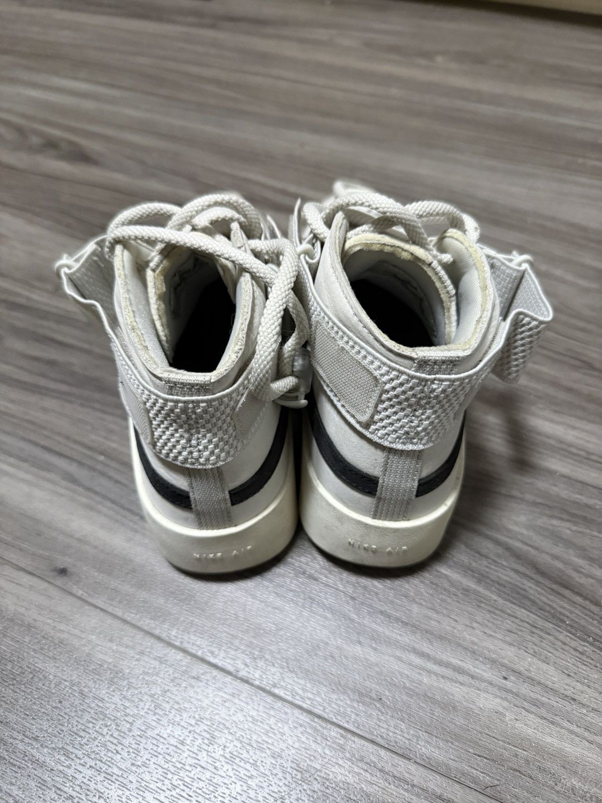 Fear of God × Nike Nike Fear of God Raid Light Bone Size US 6.5 / IT 36.5 - 2 Thumbnail