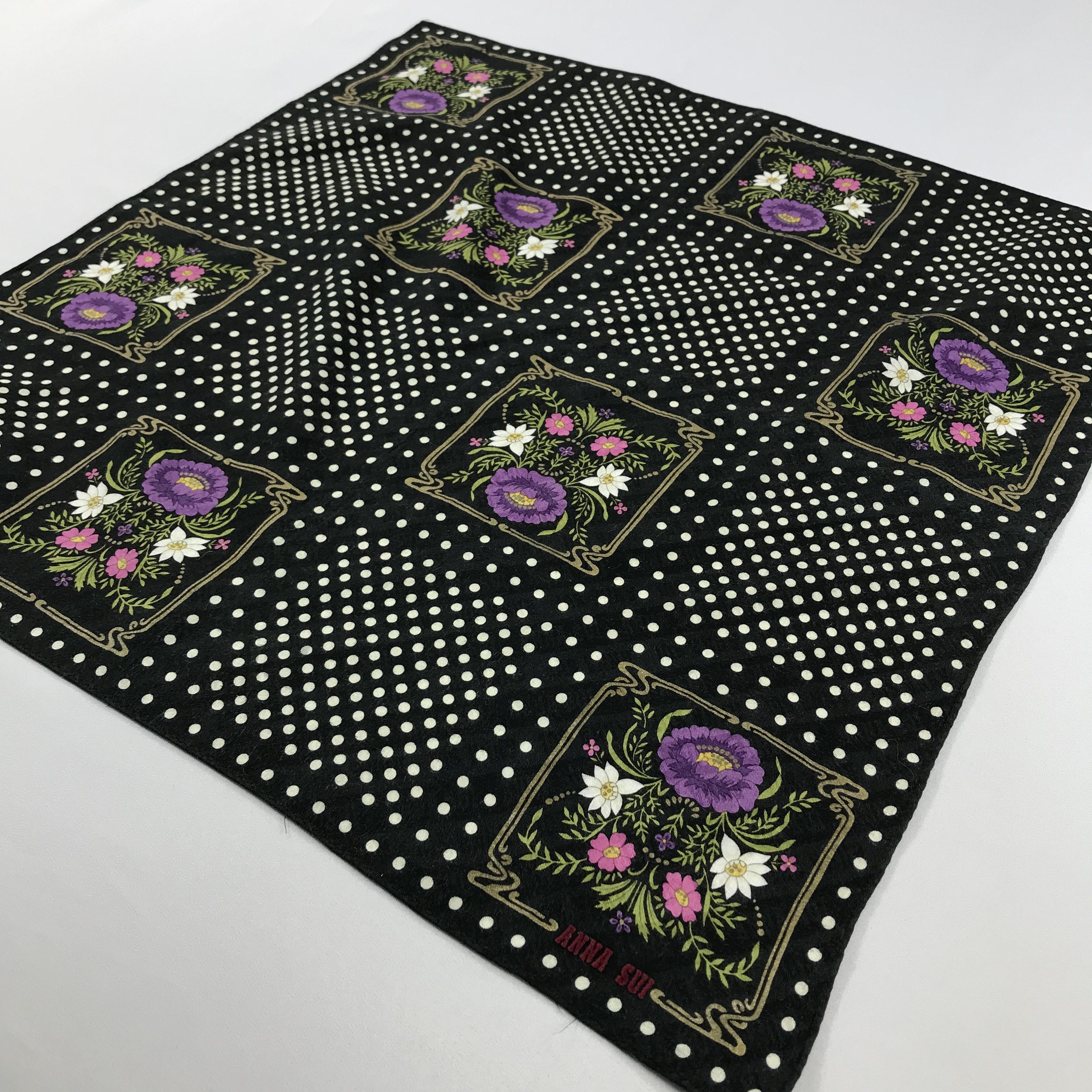 Anna Sui × Vintage Anna Sui Bandana / Handkerchief / Neckerchief - S2171 Size ONE SIZE - 2 Thumbnail