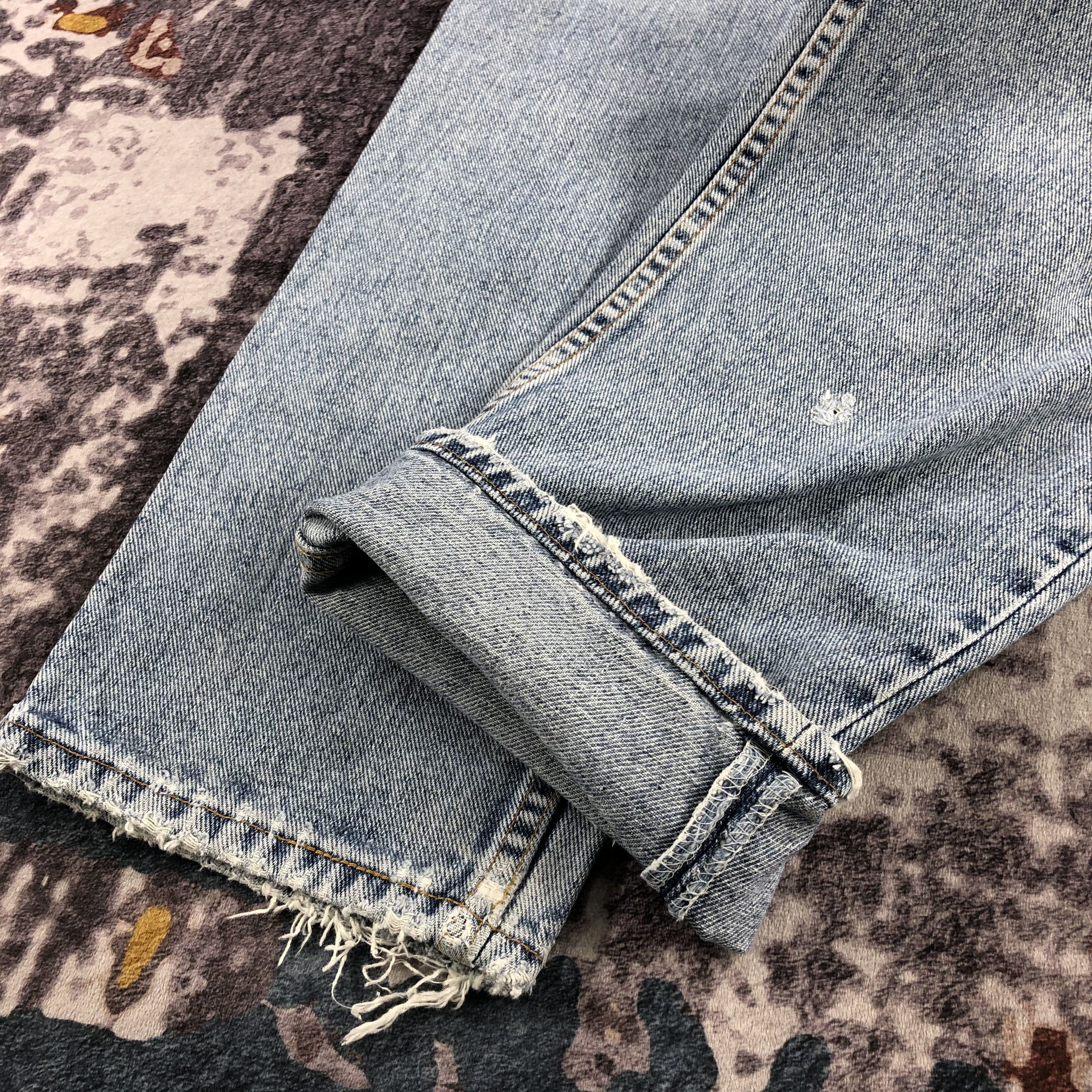 Levi's × Vintage Vintage 90s Light Wash Levis 550 Jeans-JM2427 Size US 37 - 10 Thumbnail