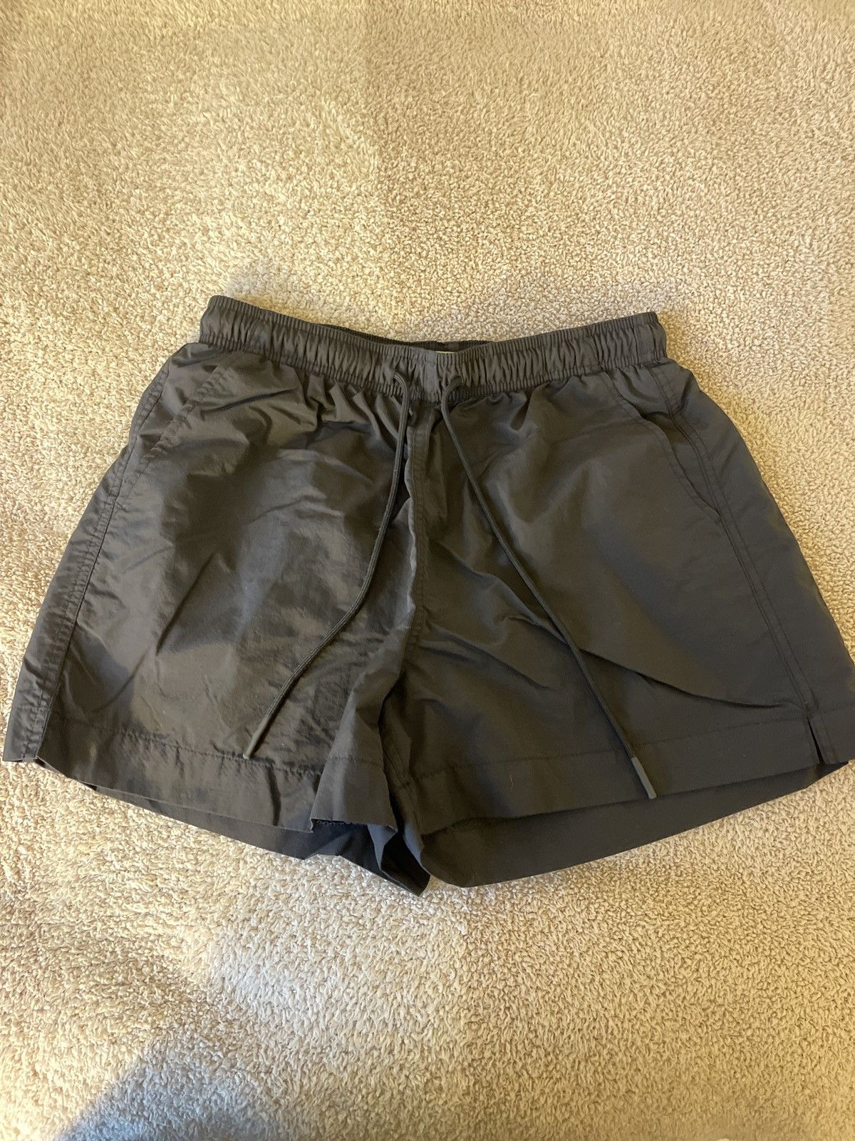 Standard Cloth Black Running Shorts Size US 32 / EU 48 - 1 Thumbnail