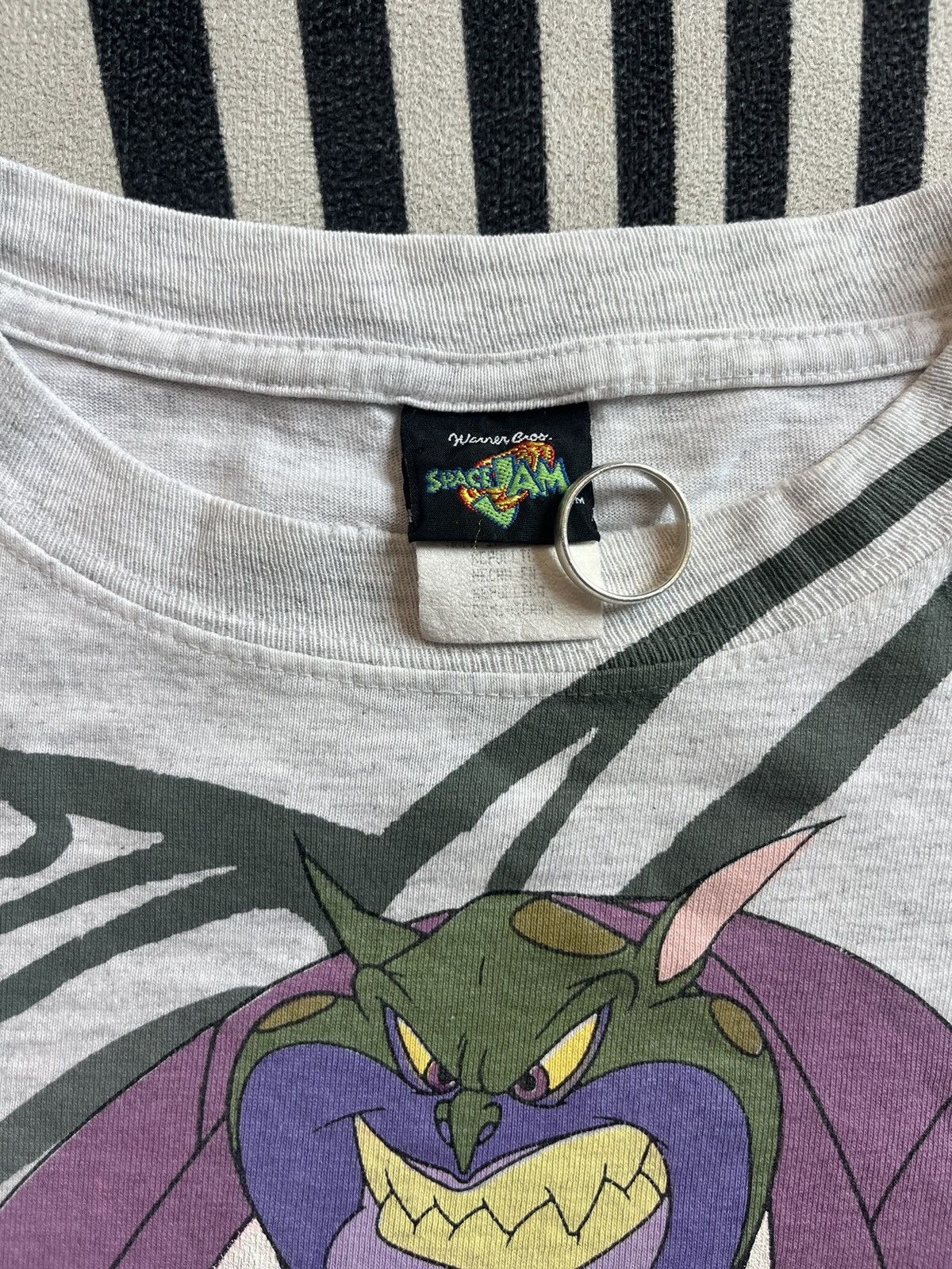 Warner Bros Vintage SWACKHAMMER Step Aside SPACE JAM 1996’s Worner bros Size US L / EU 52-54 / 3 - 5 Thumbnail