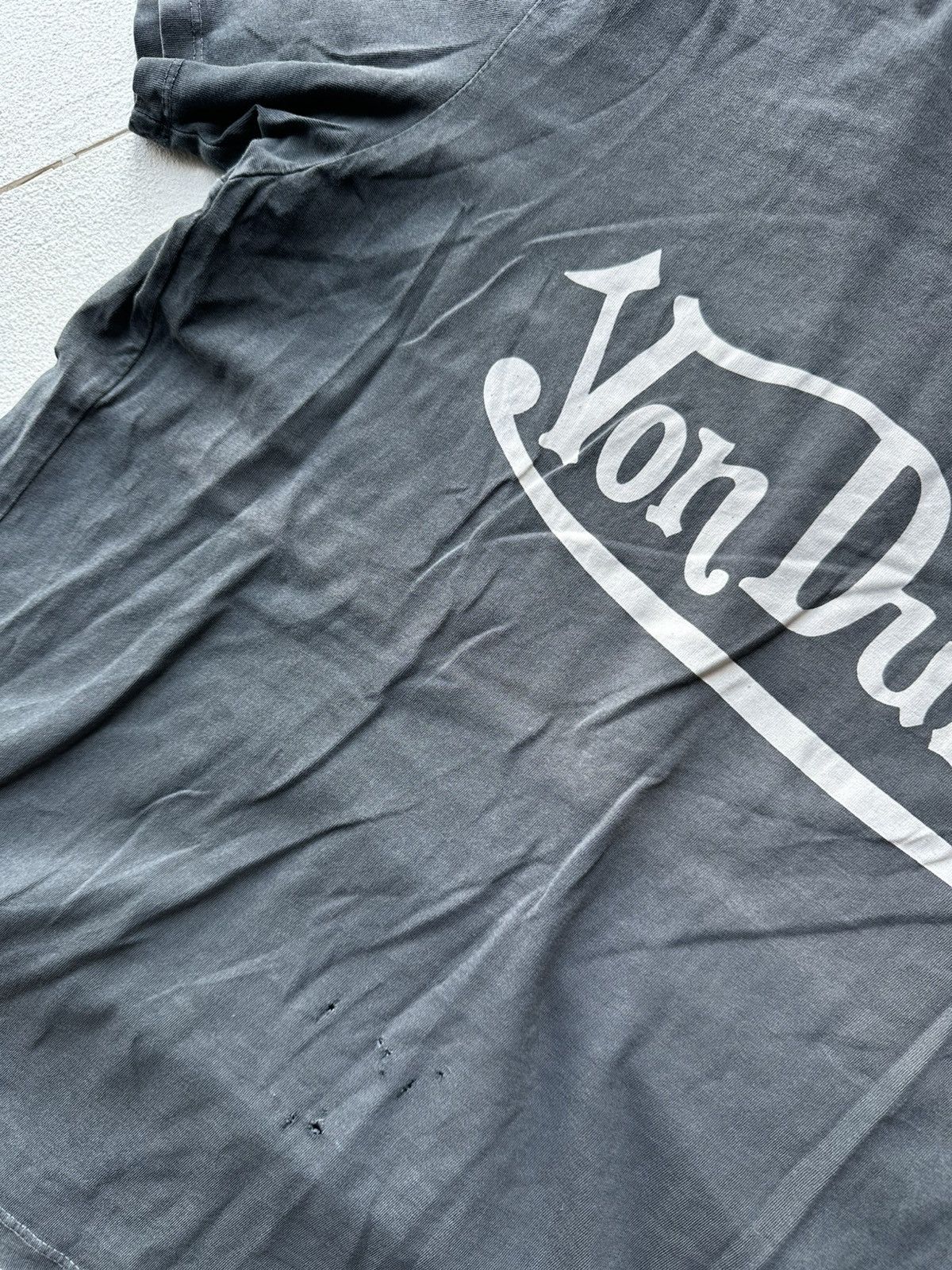 Von Dutch 🚨Y2K VON DUTCH BIG LOGO SUNFADED Y2K distressed style tee Size US M / EU 48-50 / 2 - 10 Thumbnail