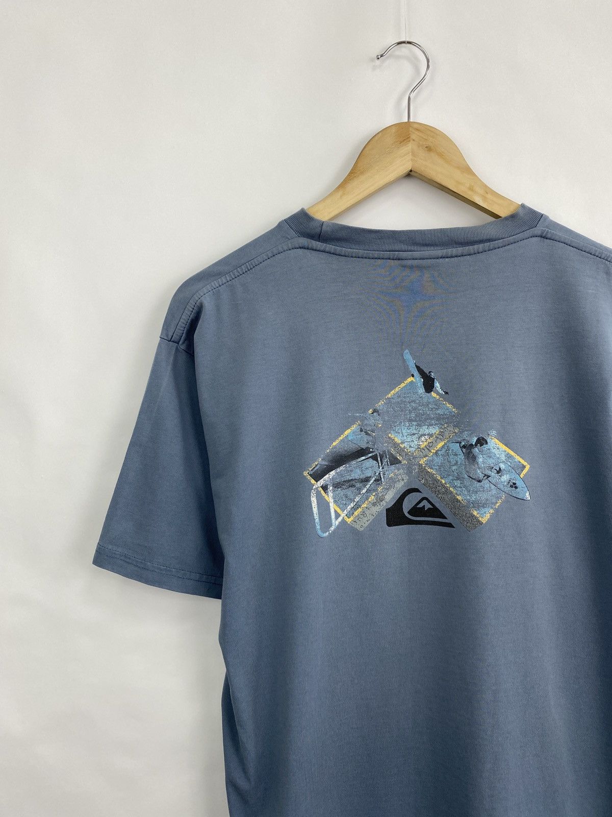 Quiksilver × Vintage Vintage 90s Quiksilver ski skateboard surfing t-shirt Size US M / EU 48-50 / 2 - 2 Thumbnail