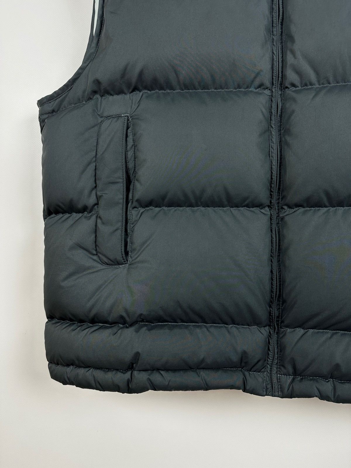 Nike 00s Vintage Nike Grey Down Puffer Vest Size US XL / EU 56 / 4 - 13 Thumbnail
