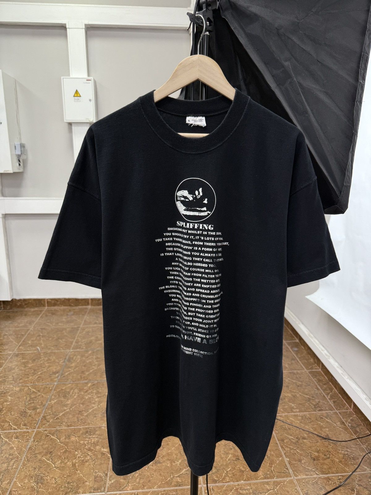 4GSELLER 🇺🇸 Vintage 1995 Spliffing Weed 420 Marijuana Cannabis T-Shirt Size US XL / EU 56 / 4 - 1 Thumbnail