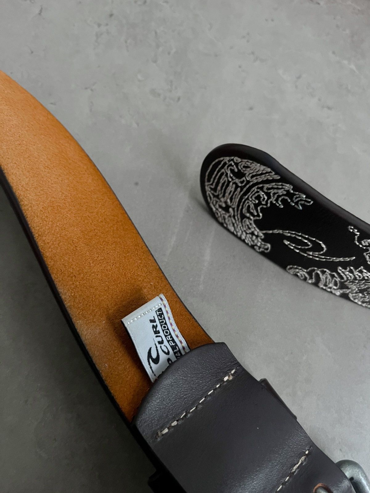 Japanese Brand × Rip Curl Y2K RIP CURL LEATHER BELT PRINTED Size ONE SIZE - 4 Thumbnail