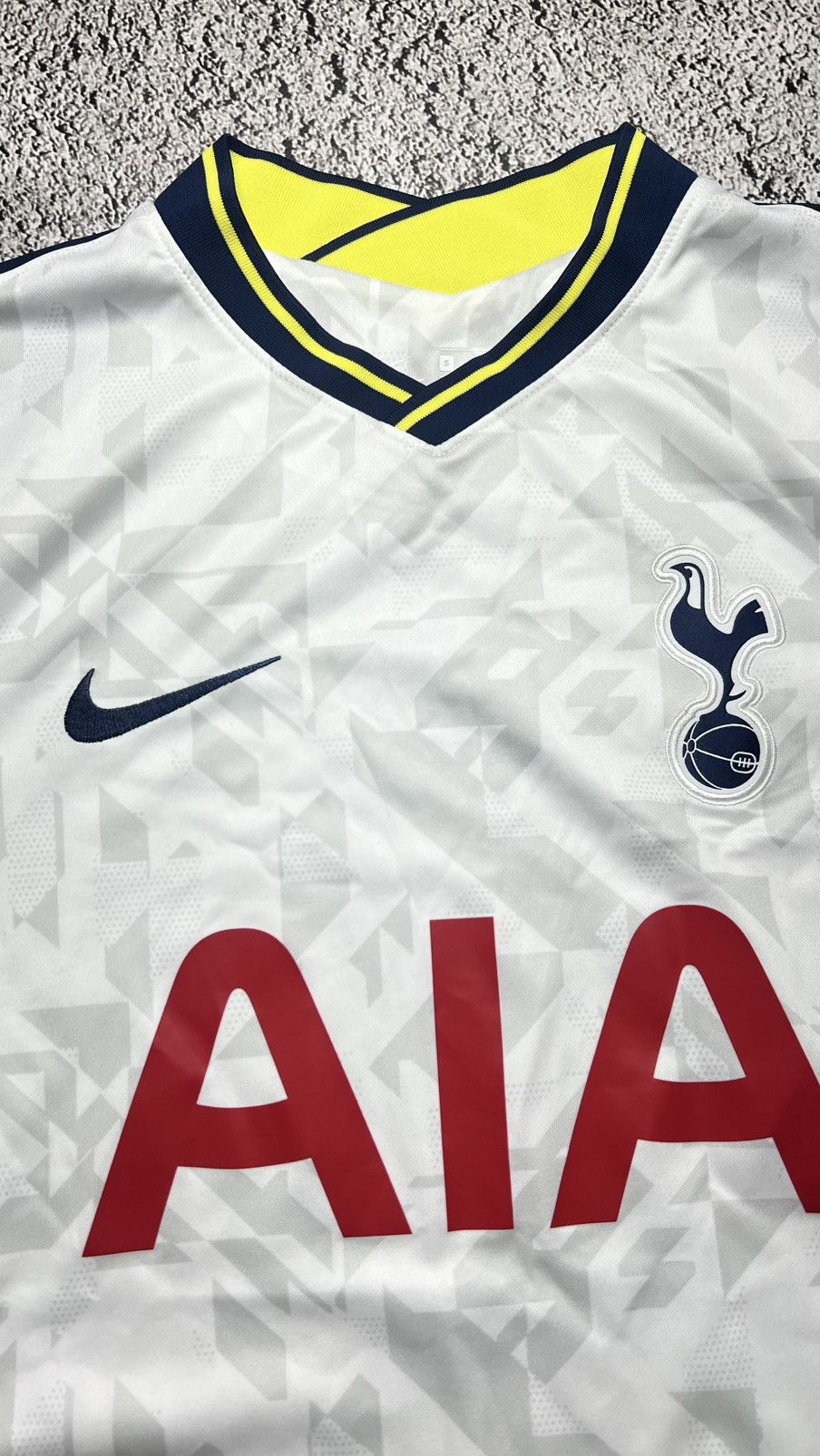 Nike 2020-2021 Nike Tottenham Hotspur jersey Size US S / EU 44-46 / 1 - 4 Thumbnail