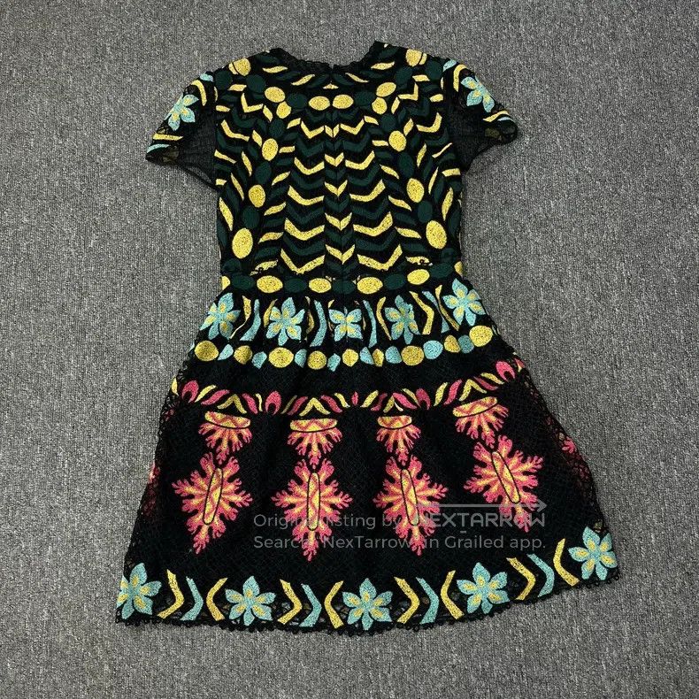 Valentino Valentino Cotton panelled contrasting dress Size M / US 6-8 / IT 42-44 - 2 Thumbnail