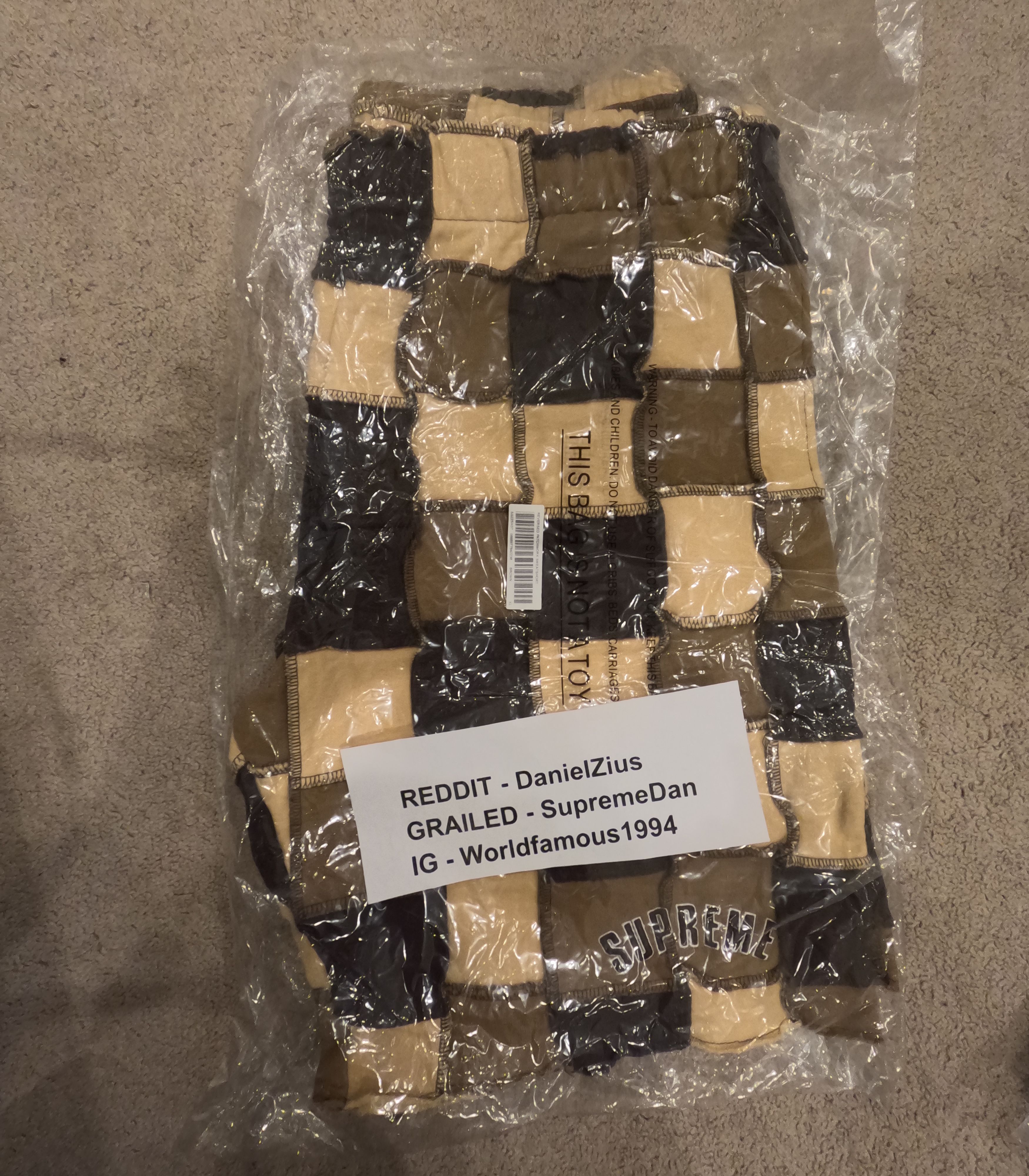 Supreme Supreme Reverse Patchwork Sweatshort 'Brown' Size US 32 / EU 48 - 5 Thumbnail