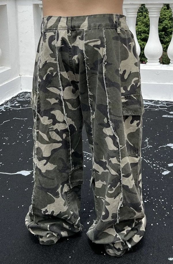Japanese Brand × Vintage Utility grunge faded distressed camouflage camo cargo pants Size US 28 / EU 44 - 3 Thumbnail