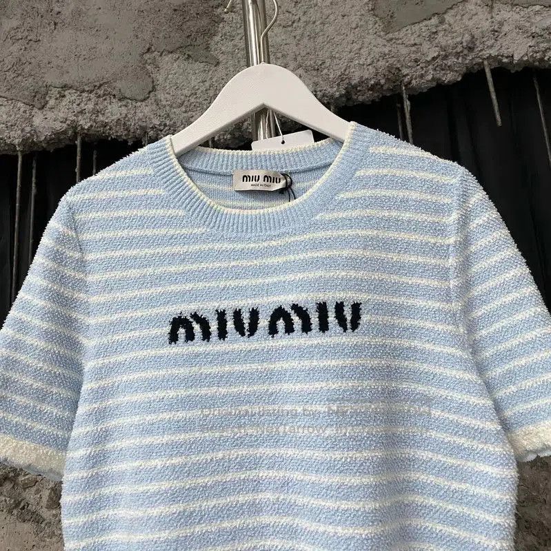 Miu Miu Miu Miu Summer Light Blue Cropped Tee . Size XXS / US 00 / IT 34 - 3 Thumbnail