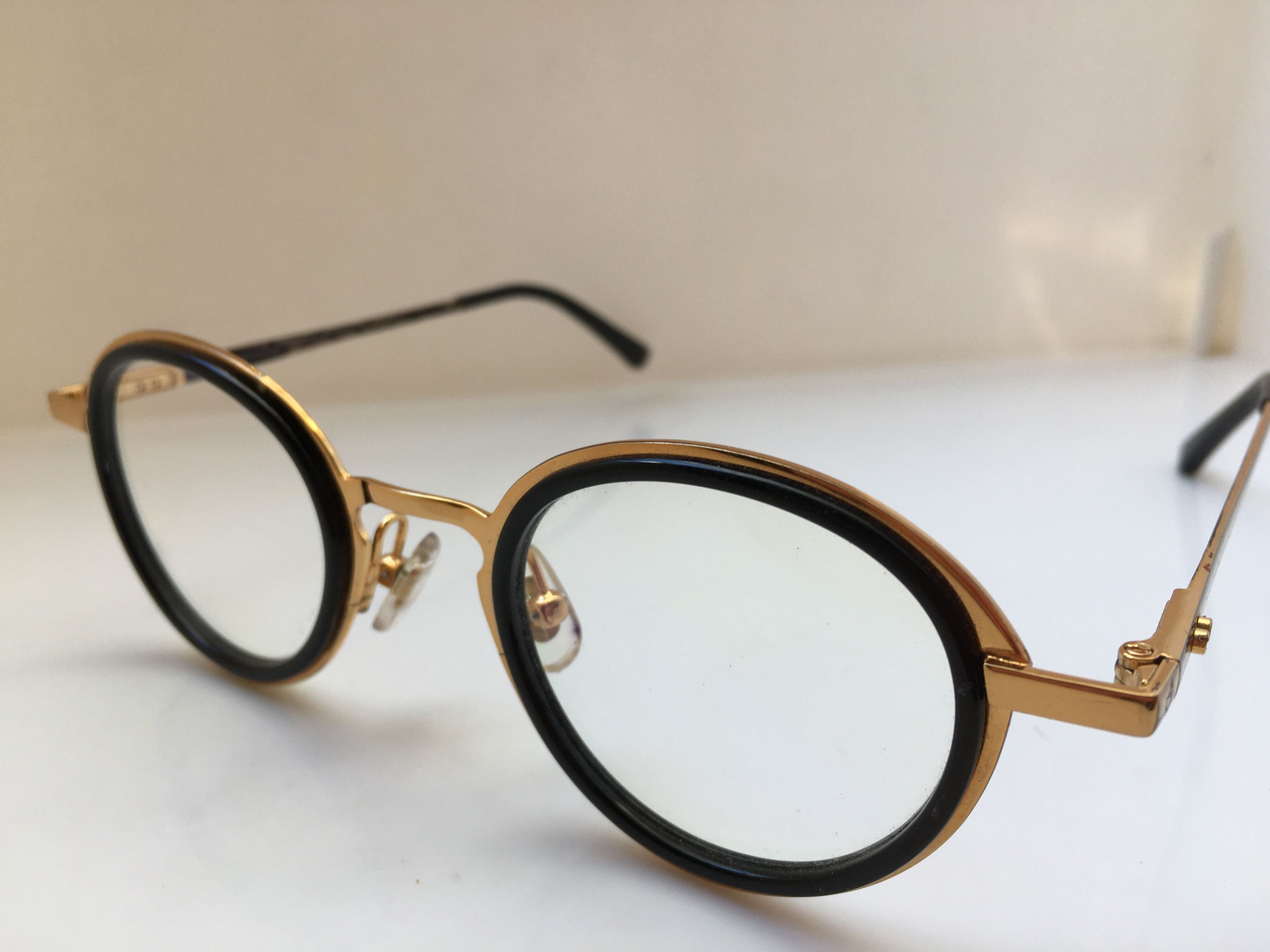 Other Handmade Gold Round Keyhole Bridge Eyeglasses Frame Size ONE SIZE - 3 Thumbnail