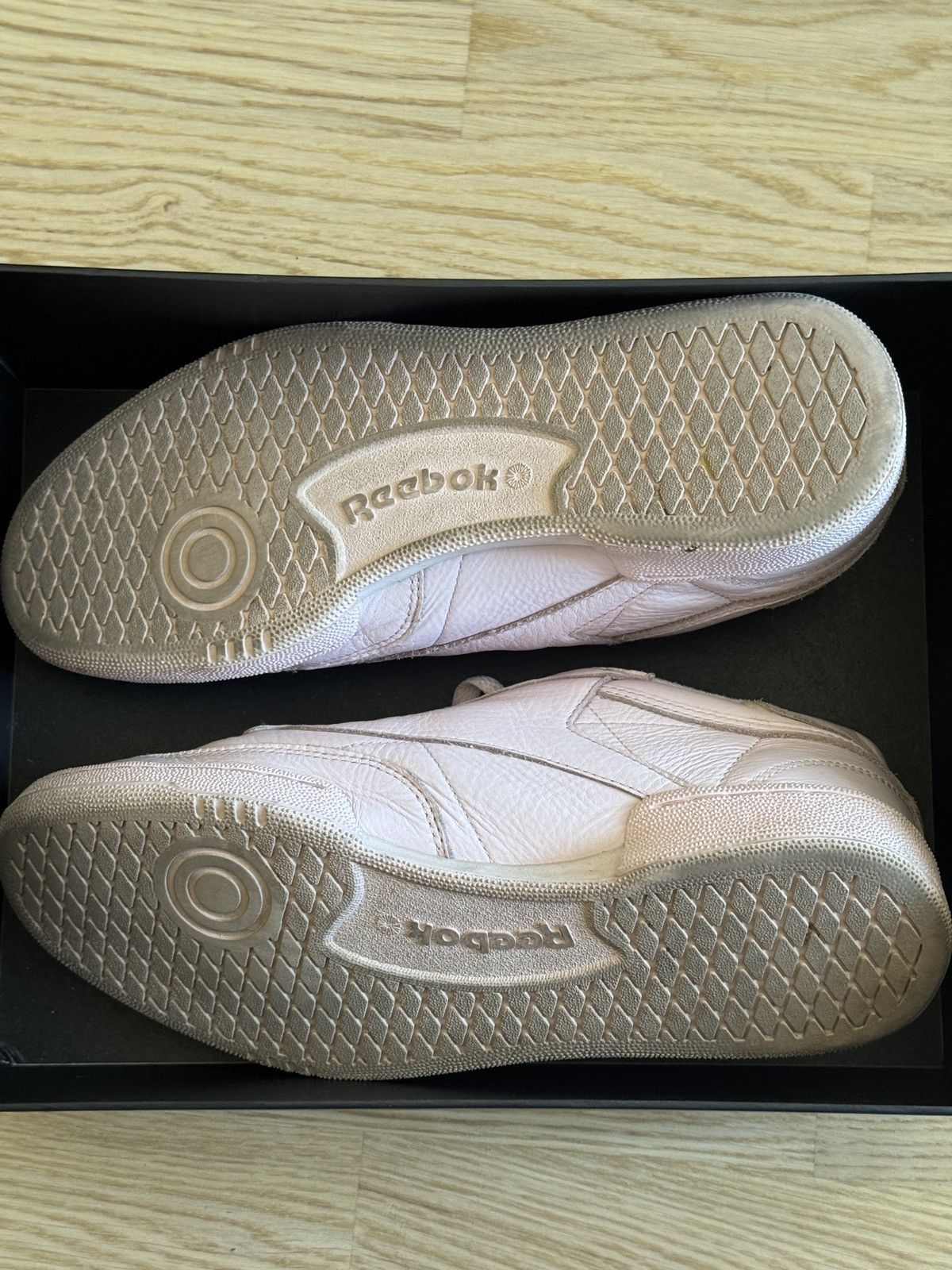 Reebok REEBOK light pink sneakers Size US 10.5 / EU 43-44 - 5 Thumbnail
