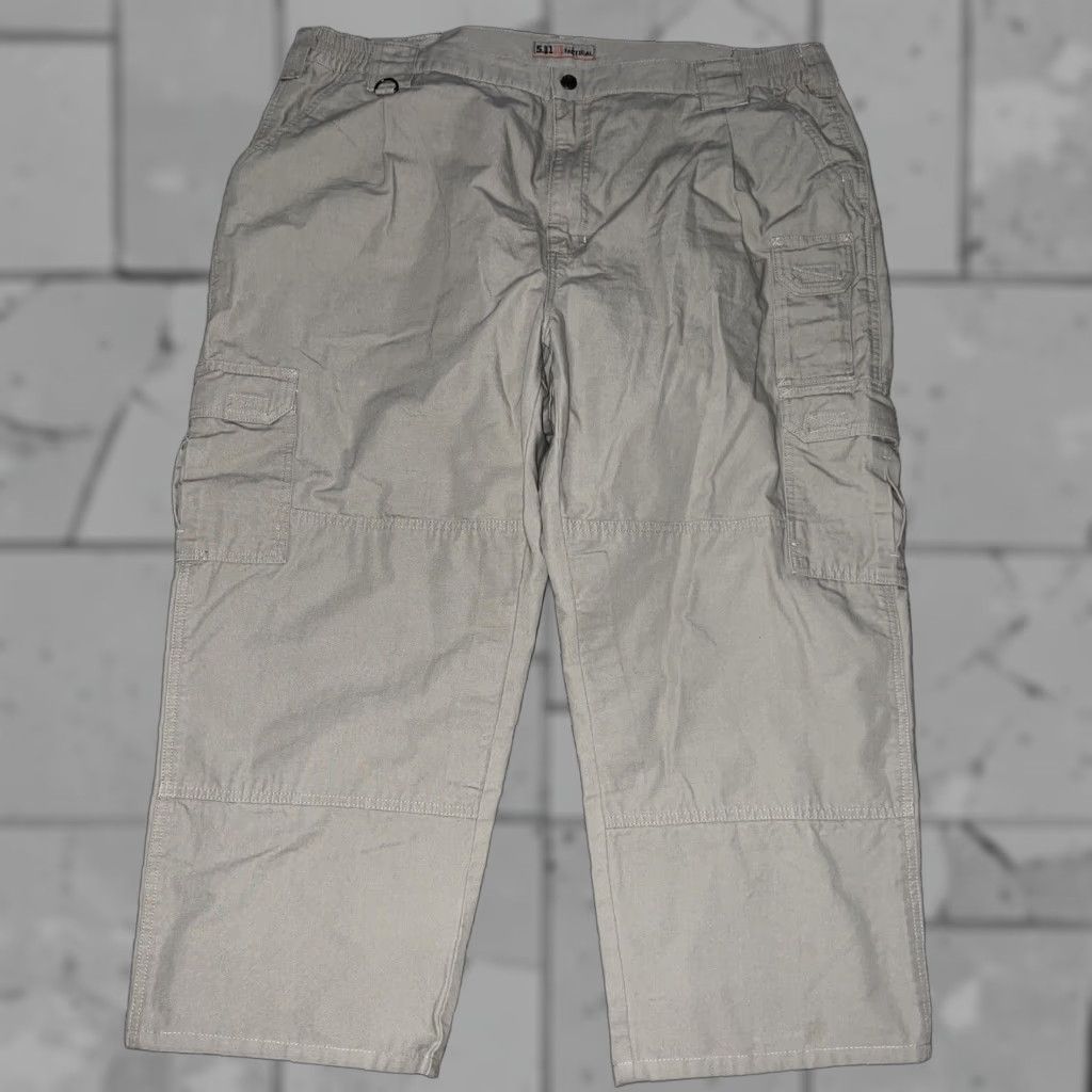 Vintage VINTAGE 5.11 Tactical Cargo Pants Mens Size 44x30 Beige Workwear Size US 44 / EU 60 - 1 Thumbnail