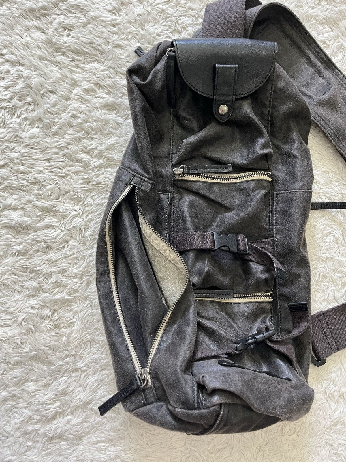 If Six Was Nine art berg "avant garde" mutltipocket utility crossbody bag Size ONE SIZE - 8 Thumbnail